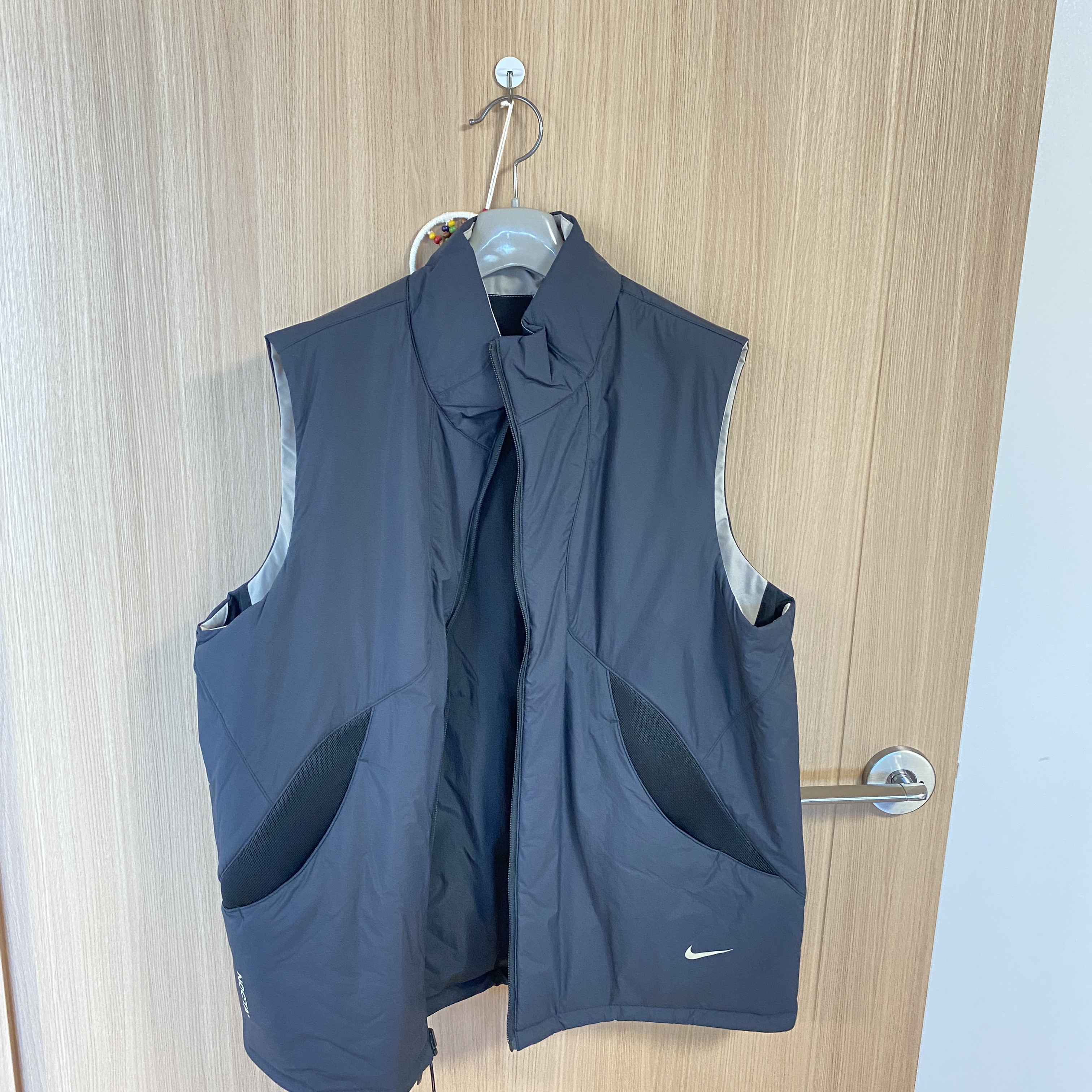 Nike x Drake Nocta NRG LR Reversible Vest Black (DR2663-010) 착용 스타일
