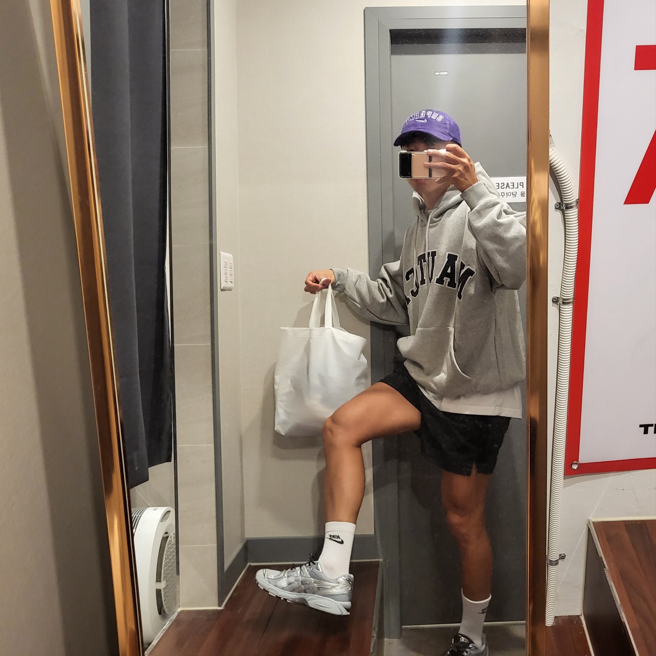 Supreme x Nike Arc Corduroy 6-Panel Purple - 22SS, Asics Gel-Kayano Legacy Pure Silver 착용 스타일
