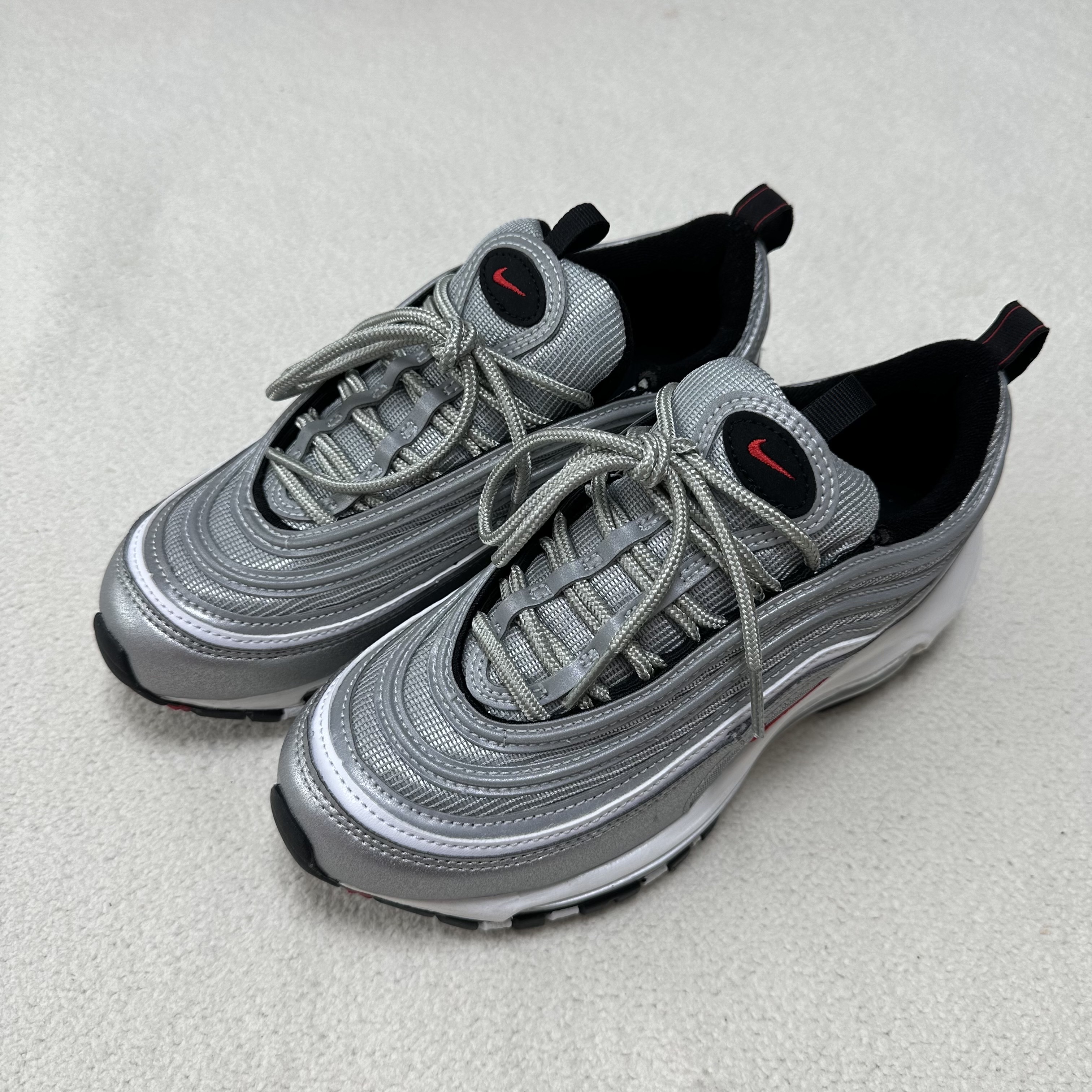 (W) Nike Air Max 97 OG Silver Bullet 2022 착용 스타일 - 1