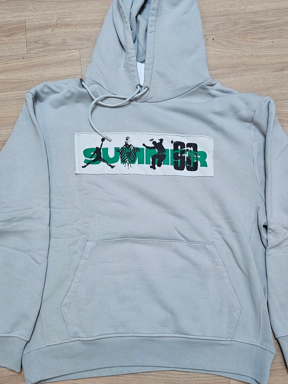 Jordan x Bephies Beauty Supply x Union Fleece Hoodie Grey Fog (FD4244-097) 착용 스타일 - 1