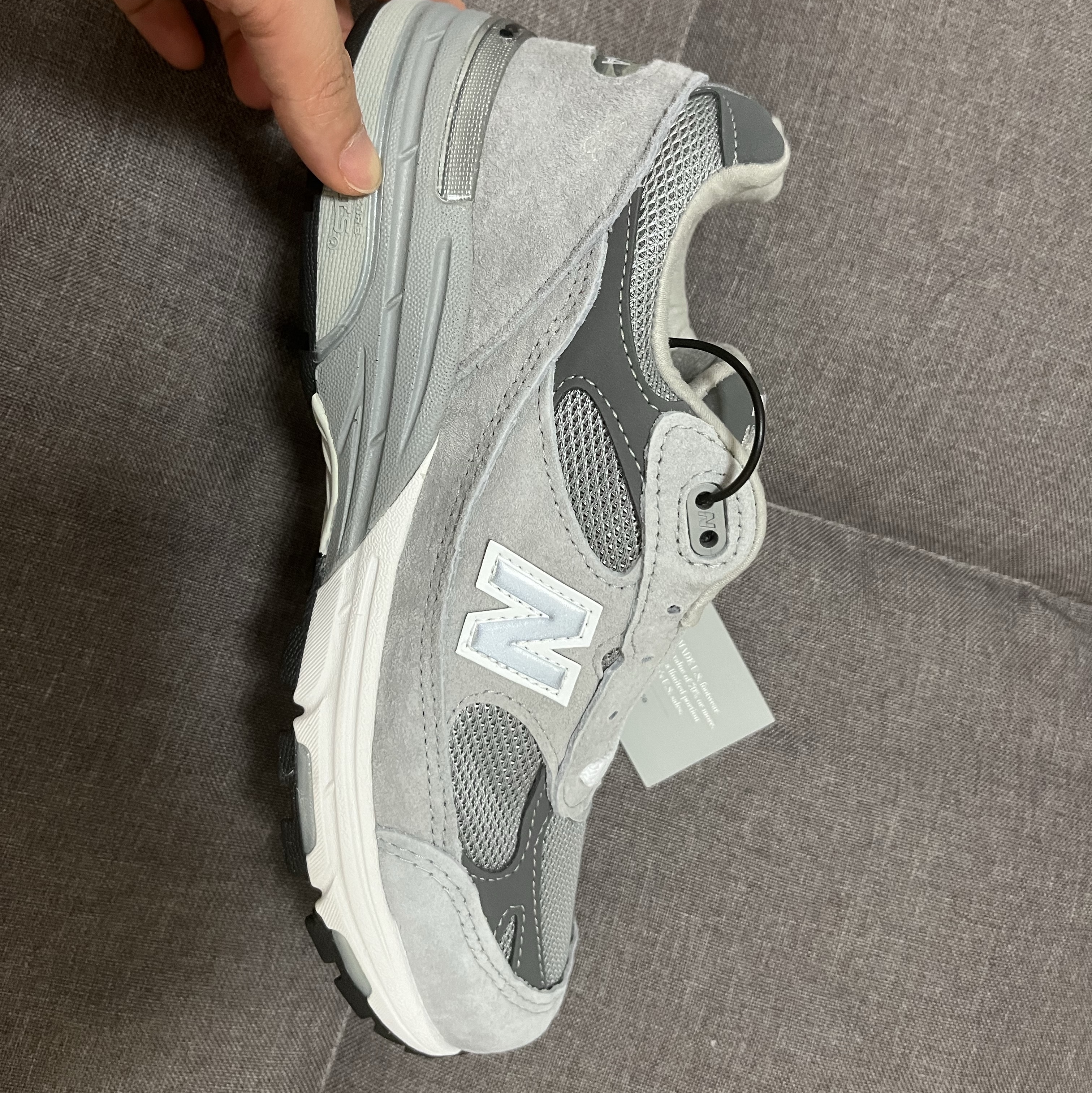 (W) New Balance 993 Made in USA Grey - B Standard 착용 스타일