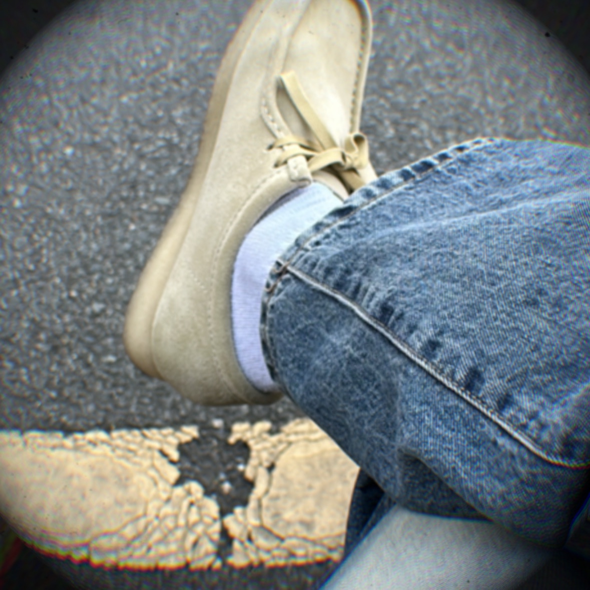 Clarks Wallabee Maple Suede 착용 스타일 - 2