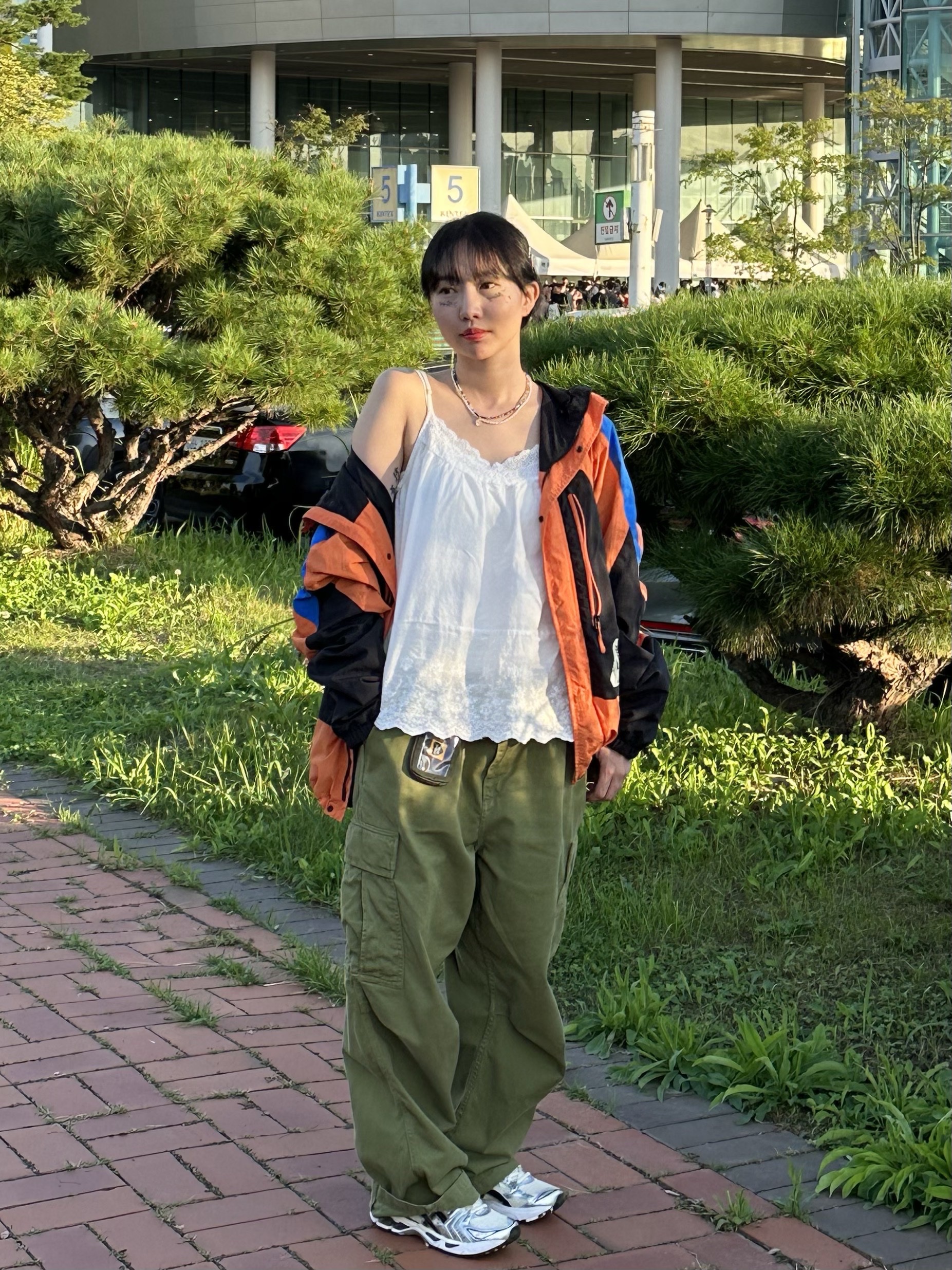 Palace Powder Jacket Orange Black Blue - 22SS, Human Made Military Card Case Olive Drab 착용 스타일