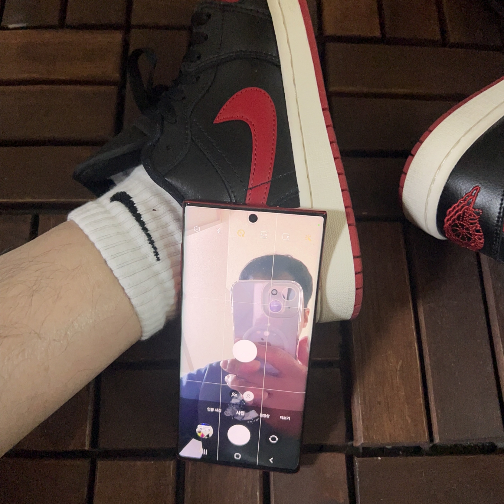 (W) Jordan 1 Low Black Gym Red 착용 스타일