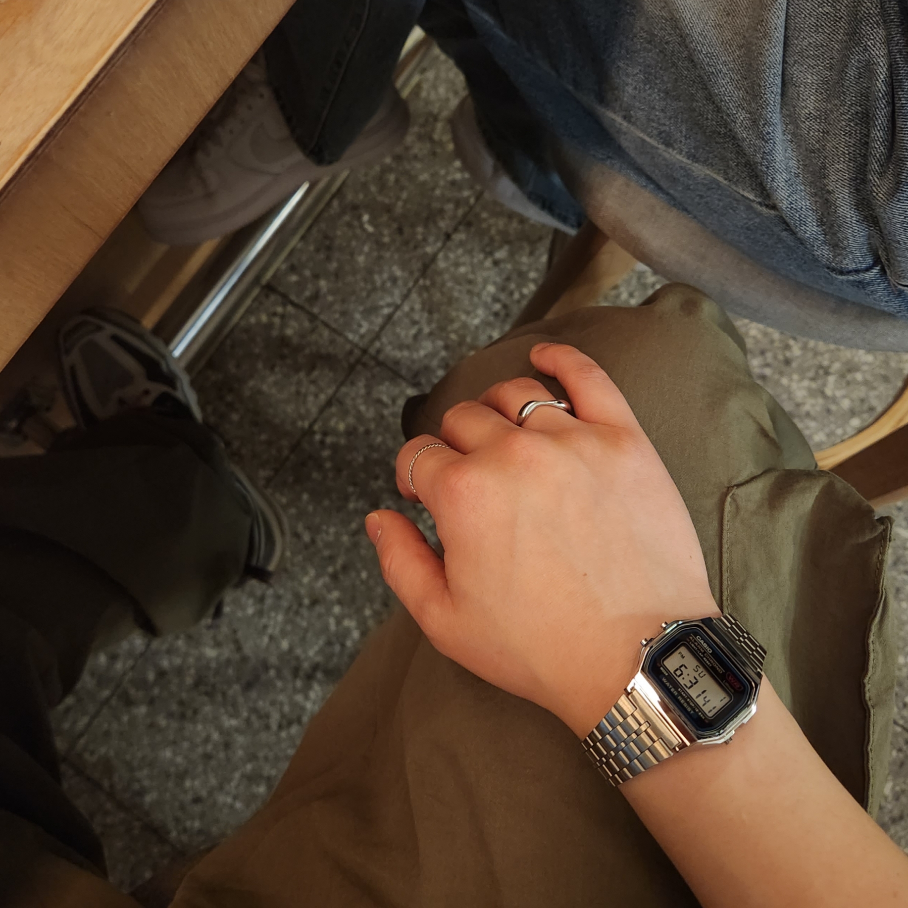 Casio A-159WA-N1 착용 스타일