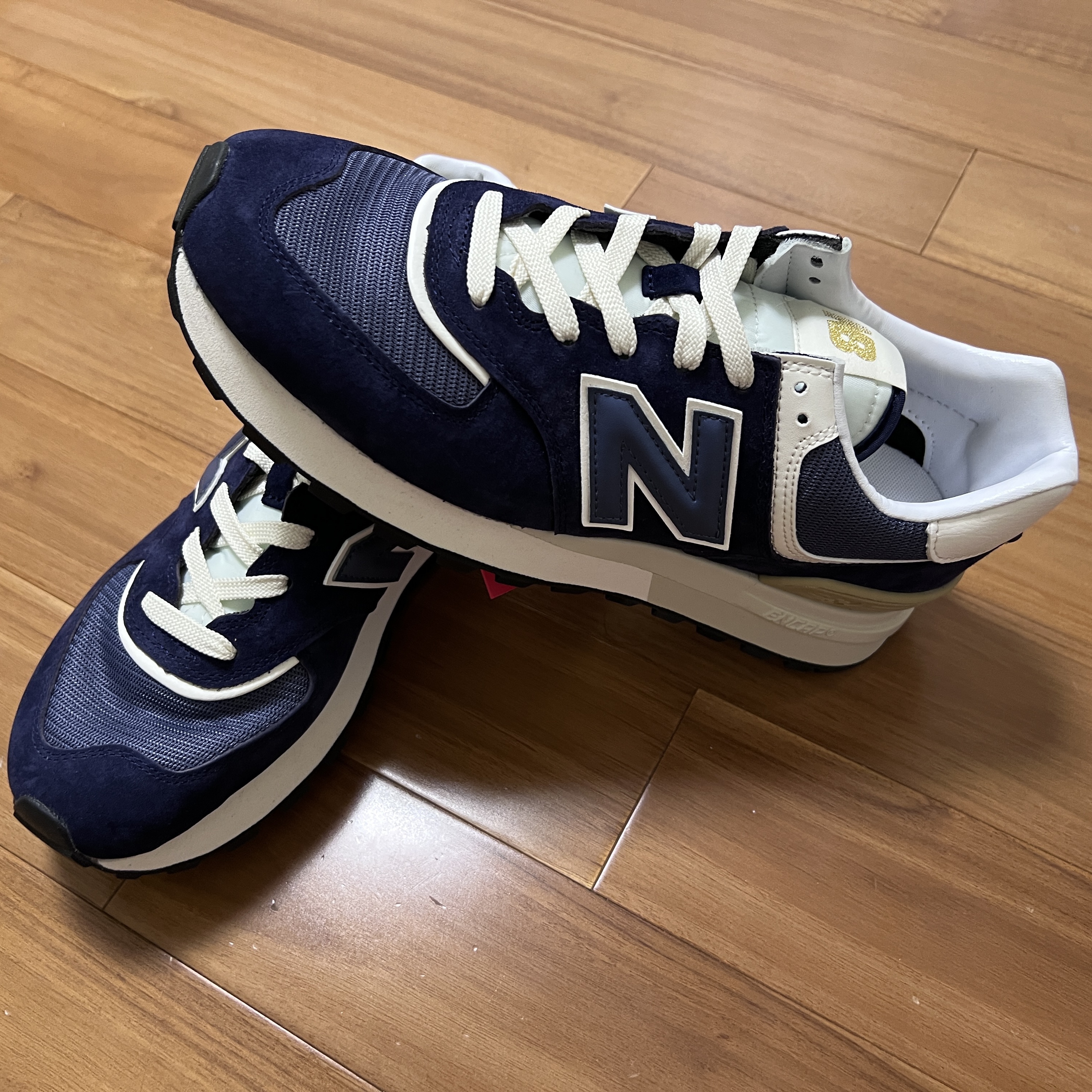 New Balance 574 Legacy Navy 착용 스타일