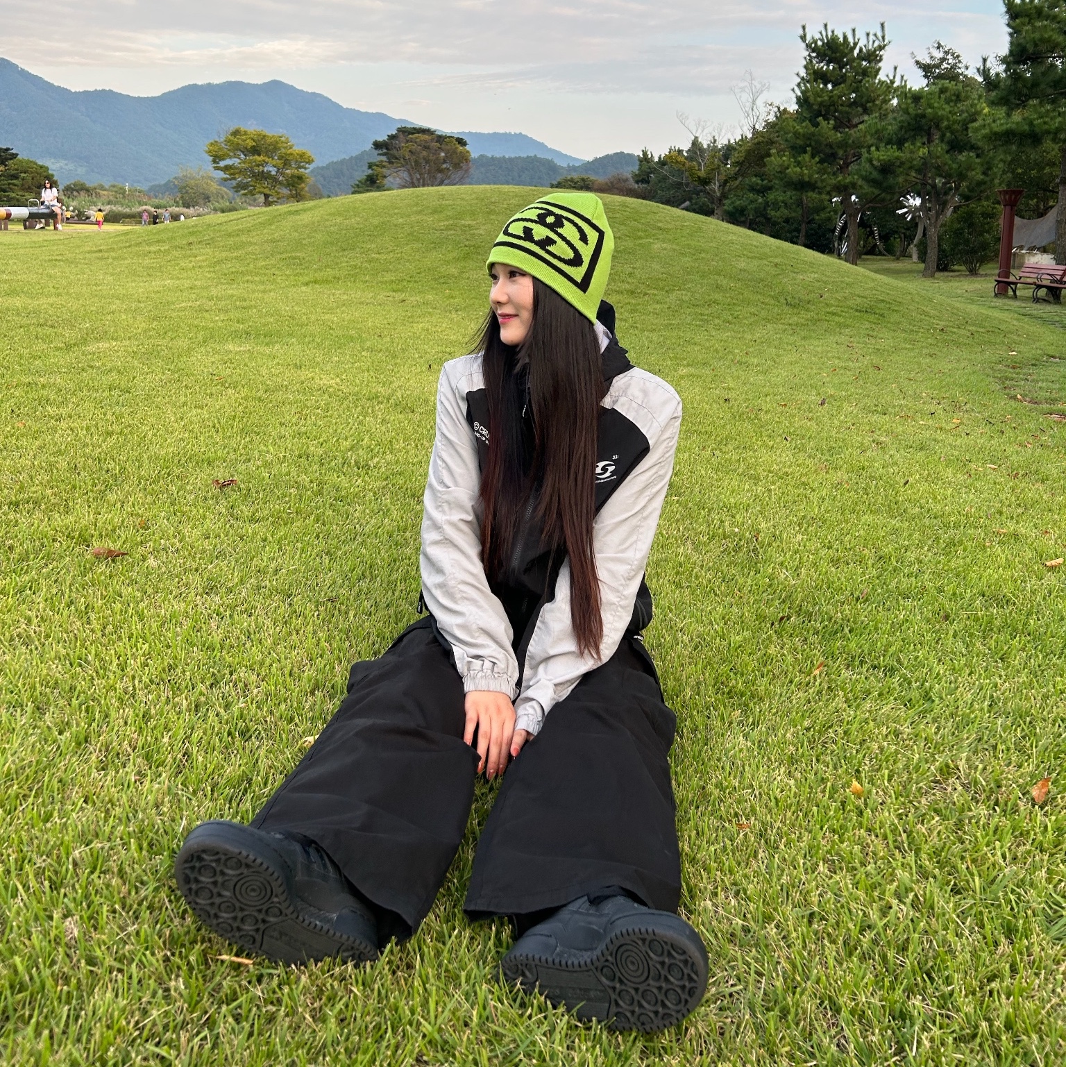 Stussy SS Link Skull Cap Lime, (W) Adidas Forum Bold Core Black 착용 스타일 - 4