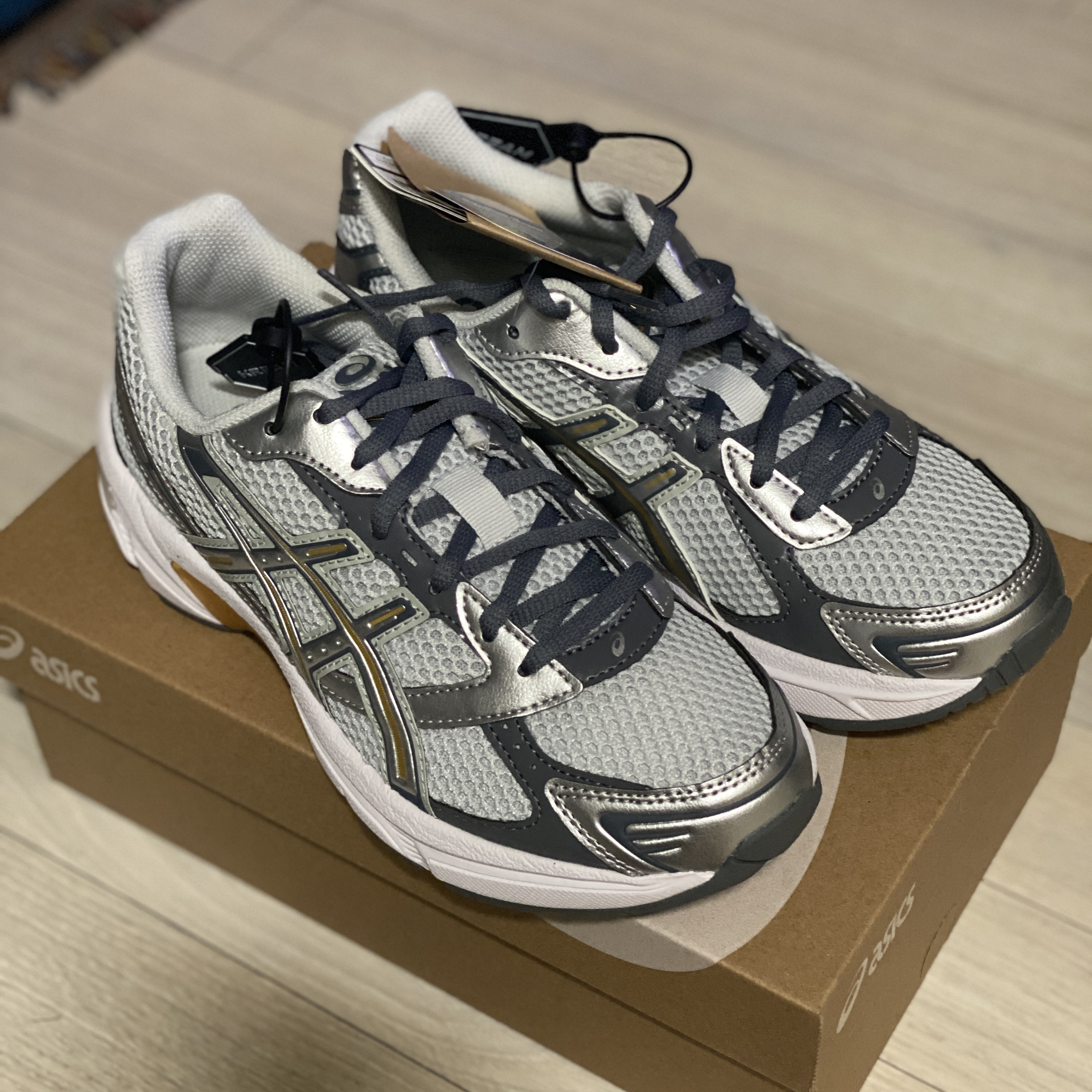Asics Gel-1130 Polar Shade Pure Silver 착용 스타일 - 2