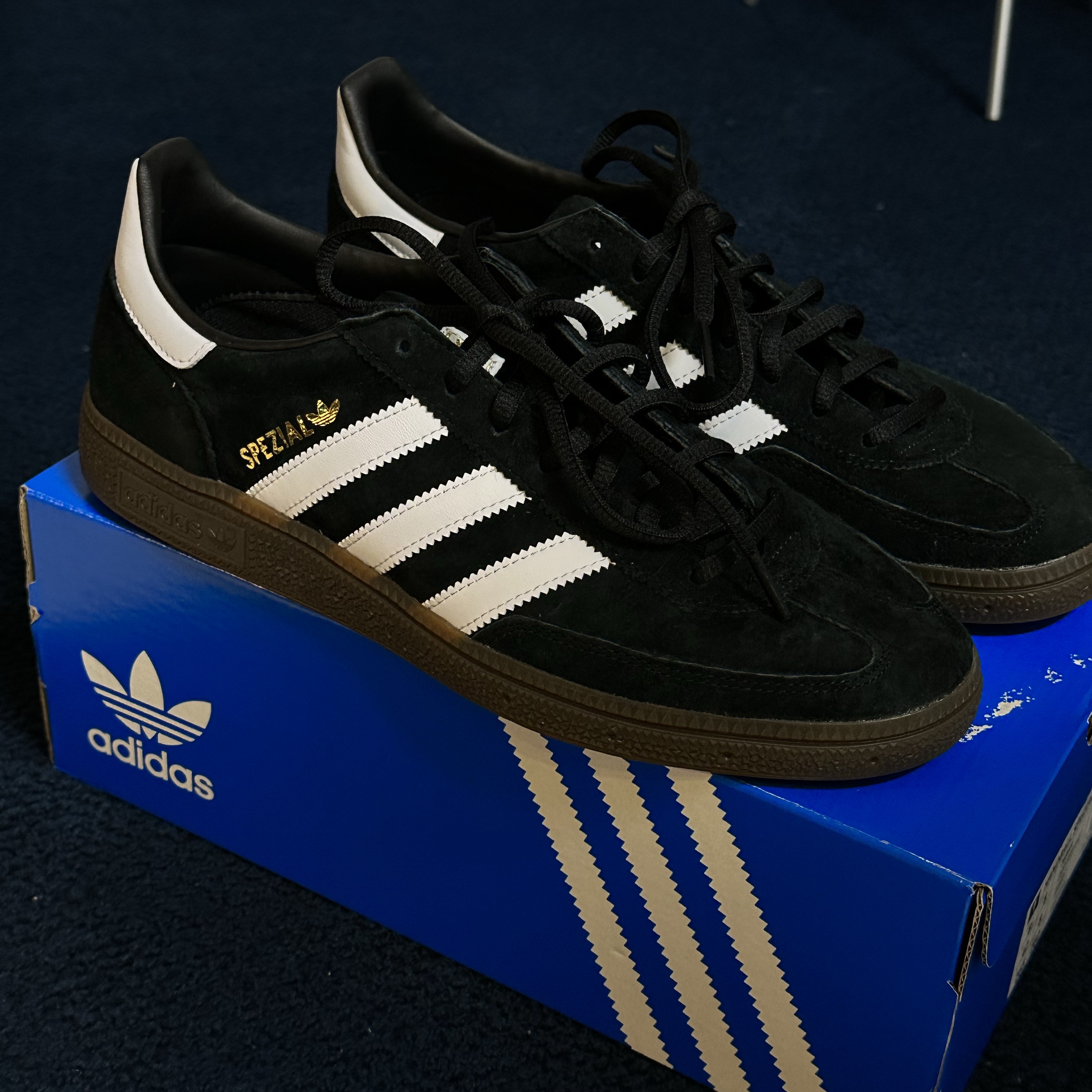 Adidas Spezial Handball Core Black 착용 스타일