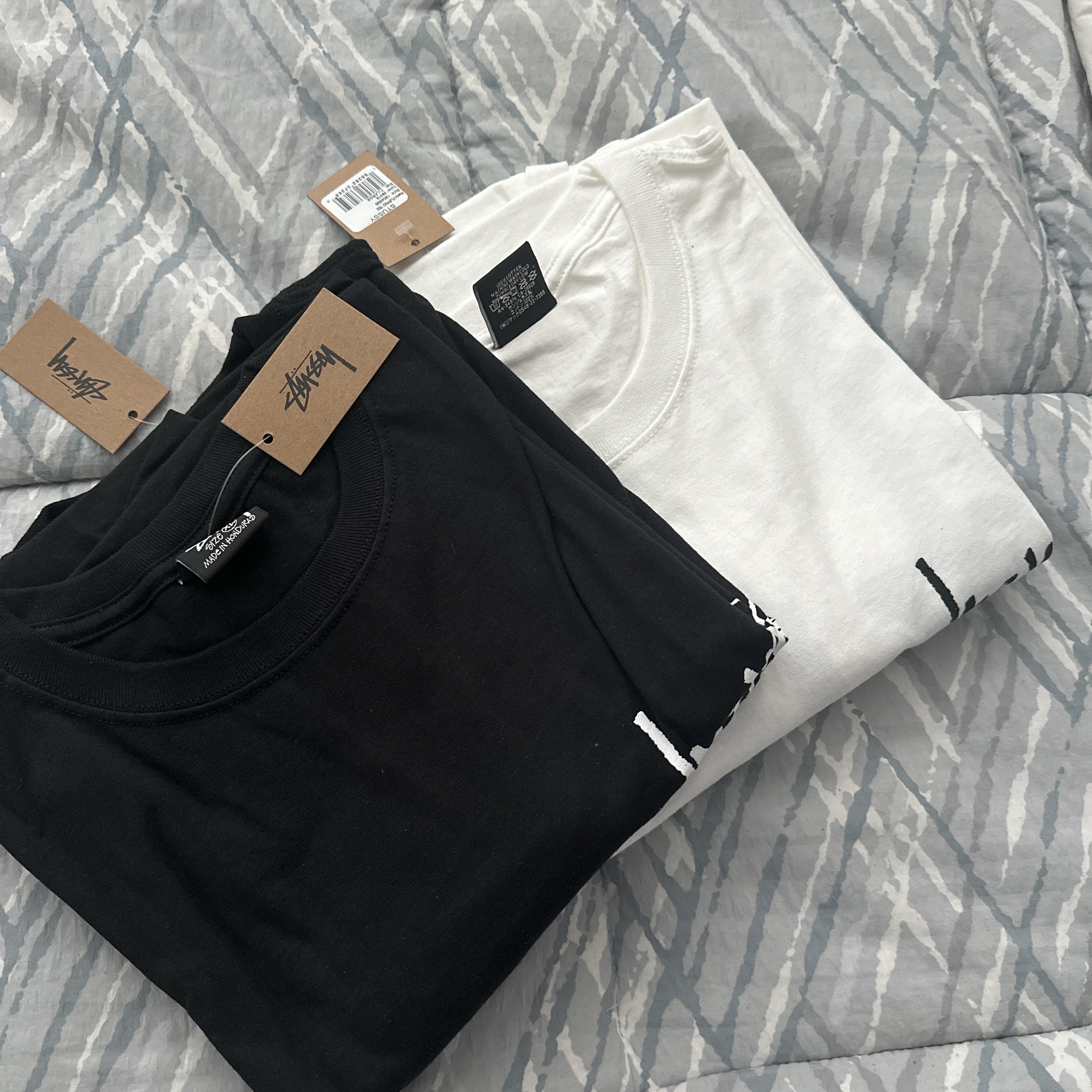 Stussy Flipped T-Shirt Black 착용 스타일