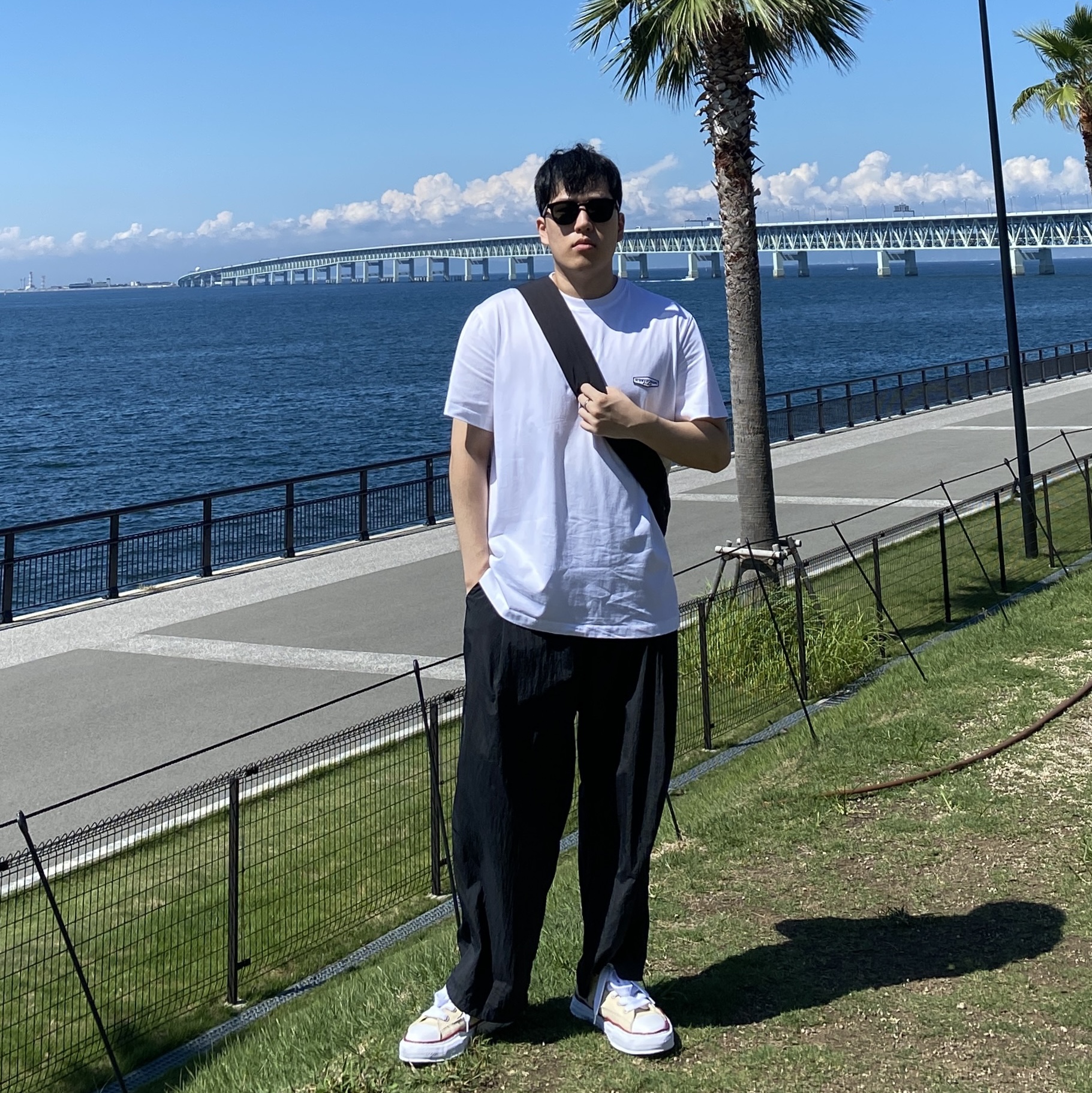 Maison Mihara Yasuhiro Peterson OG Sole Canvas Low-top Sneakers Natural, Bottega Veneta Padded Tech Cassette Black 착용 스타일