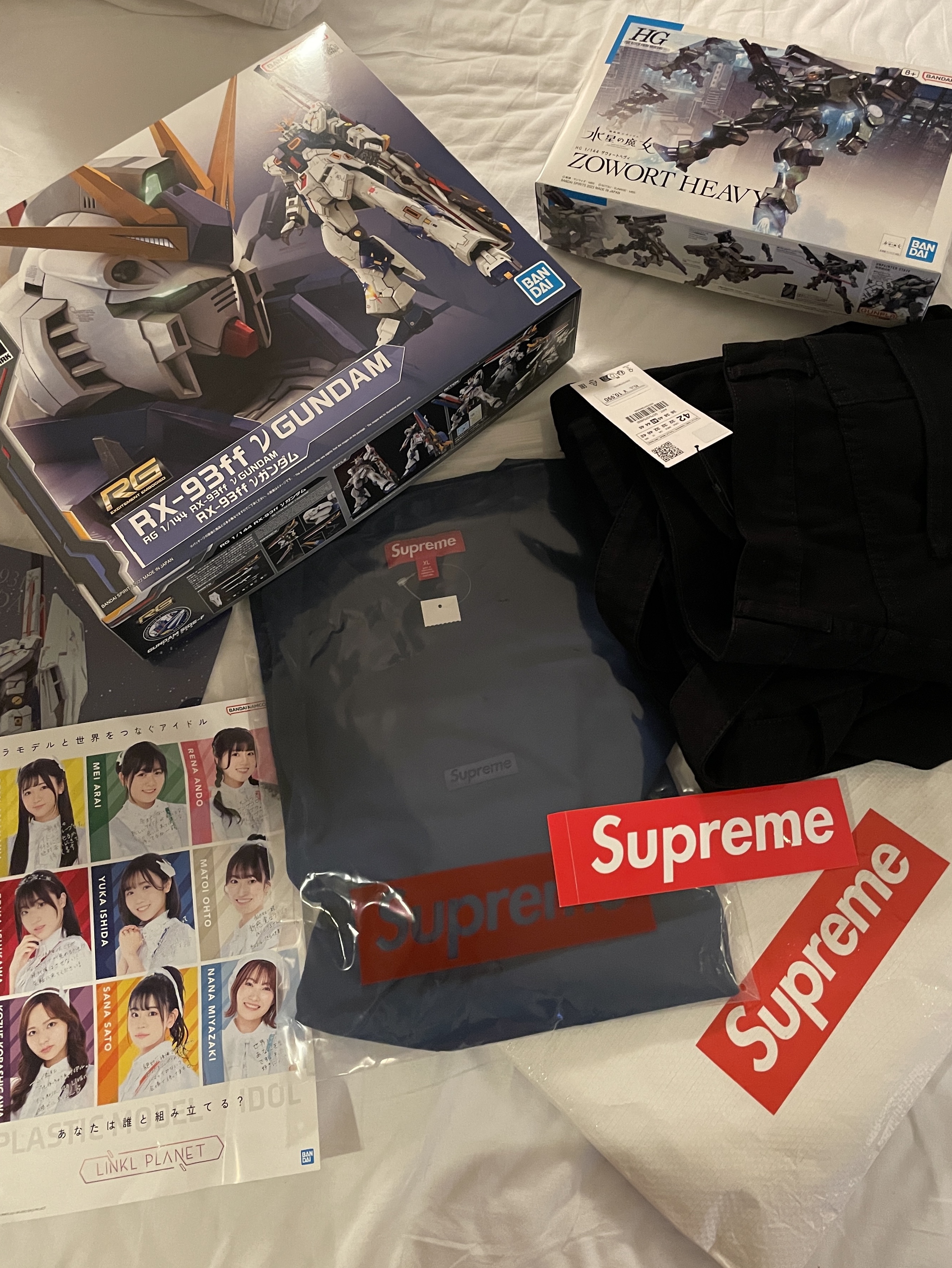 Supreme High Density Small Box S/S Top Light Navy - 23FW, Zara Utility Pocket Pants Black 착용 스타일