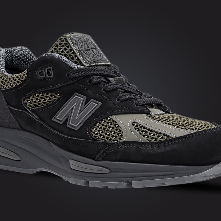 New Balance x Stone Island 991v2 Made in UK Black Olive Night 착용 스타일 - 1