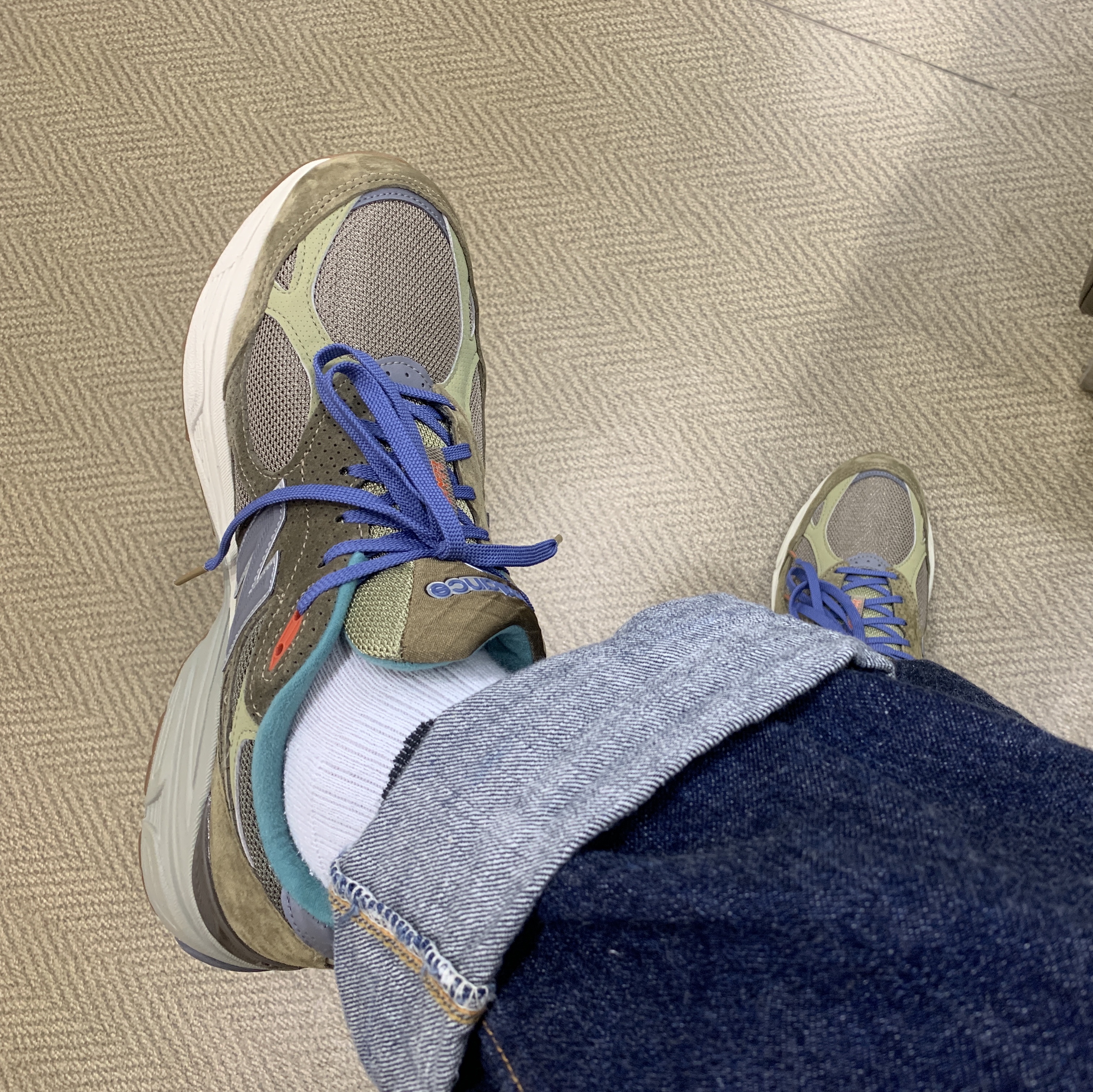 New Balance x Bodega 990v3 Anniversary 착용 스타일 - 1