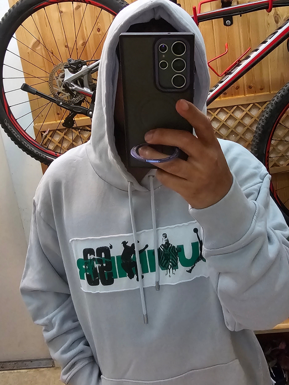 Jordan x Bephies Beauty Supply x Union Fleece Hoodie Grey Fog (FD4244-097) 착용 스타일 - 3