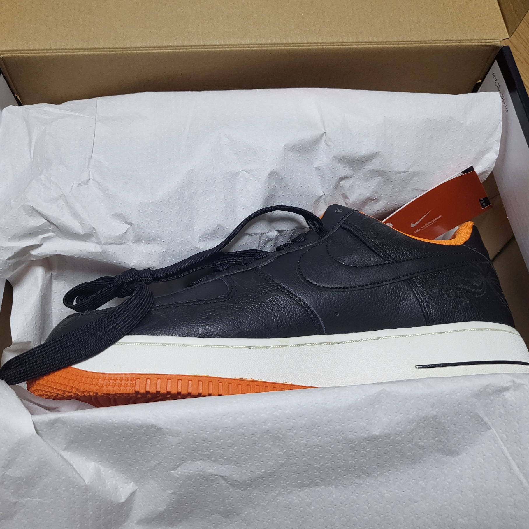 Nike Air Force 1 '07 PRM Halloween 착용 스타일