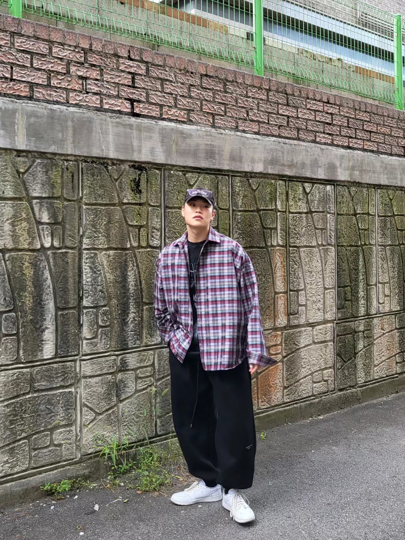 Nonnod Flexible String Check Shirts Wine, Undermycar Mu.03 Anti Fxxking Logo Play Oversized Sweat Jogger Black 착용 스타일 - 1
