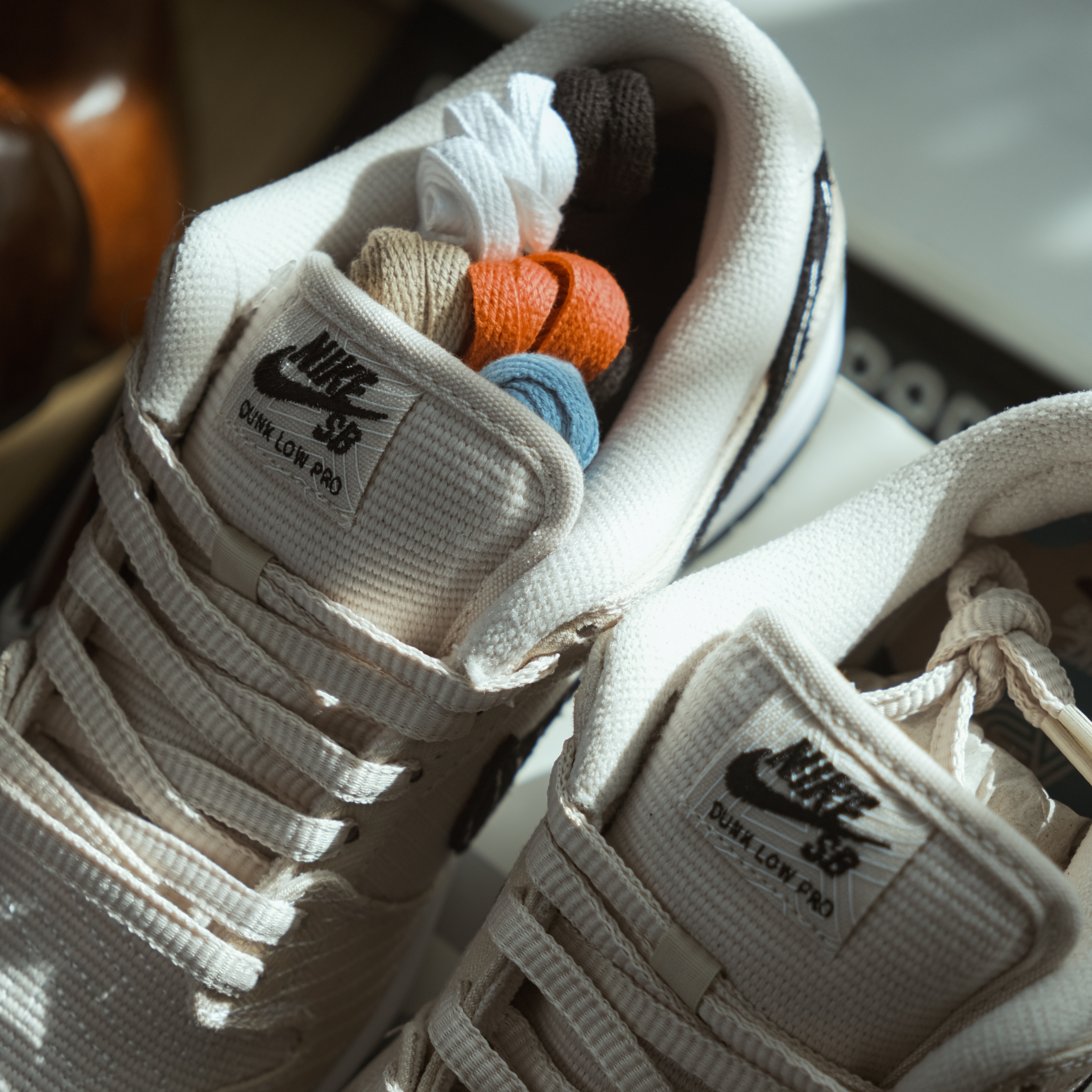 Nike x Albino & Preto SB Dunk Low Fossil Black 착용 스타일 - 1