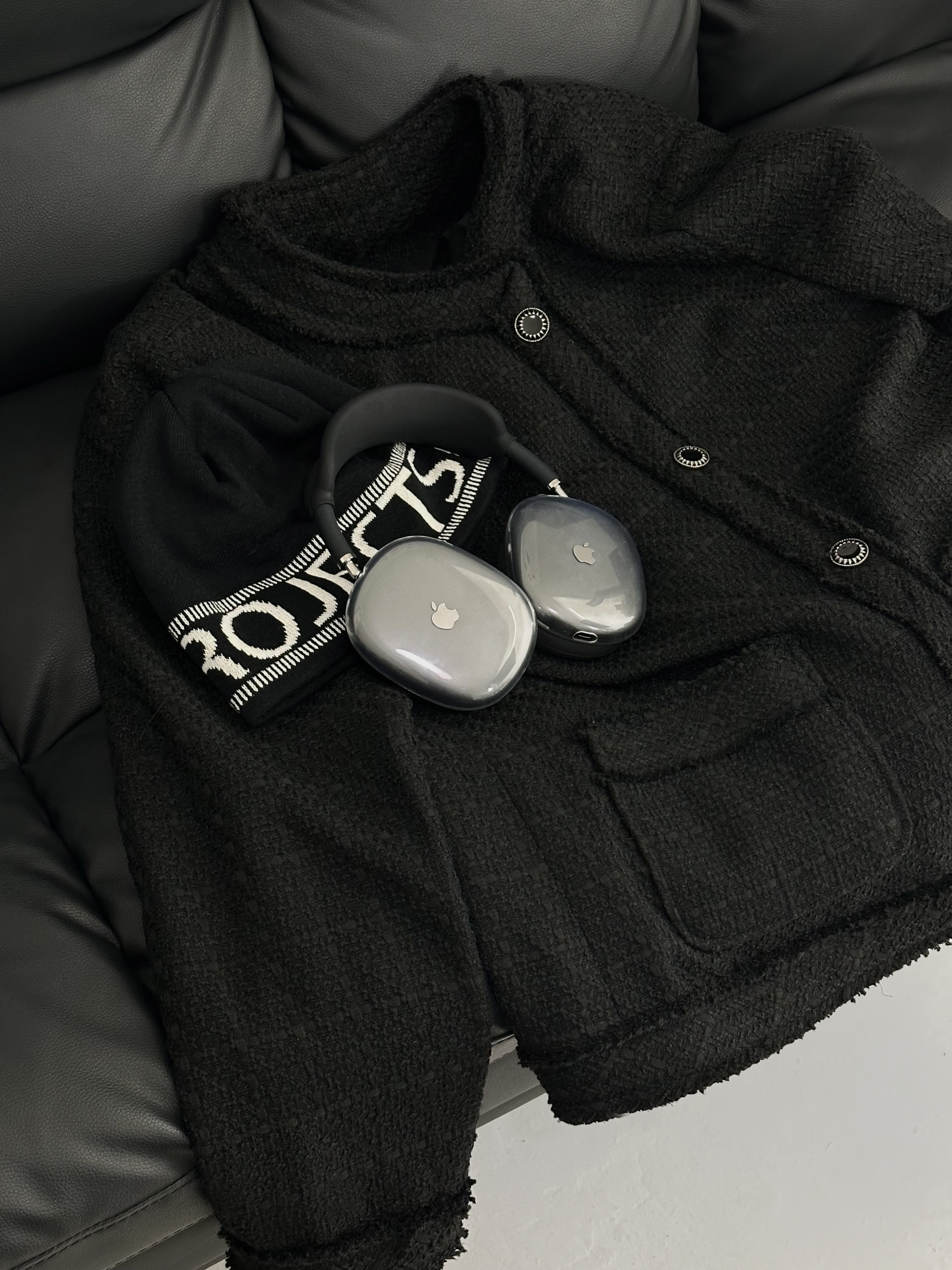 Apple AirPods Max Lightning Space Gray (Korean Ver.) 착용 스타일
