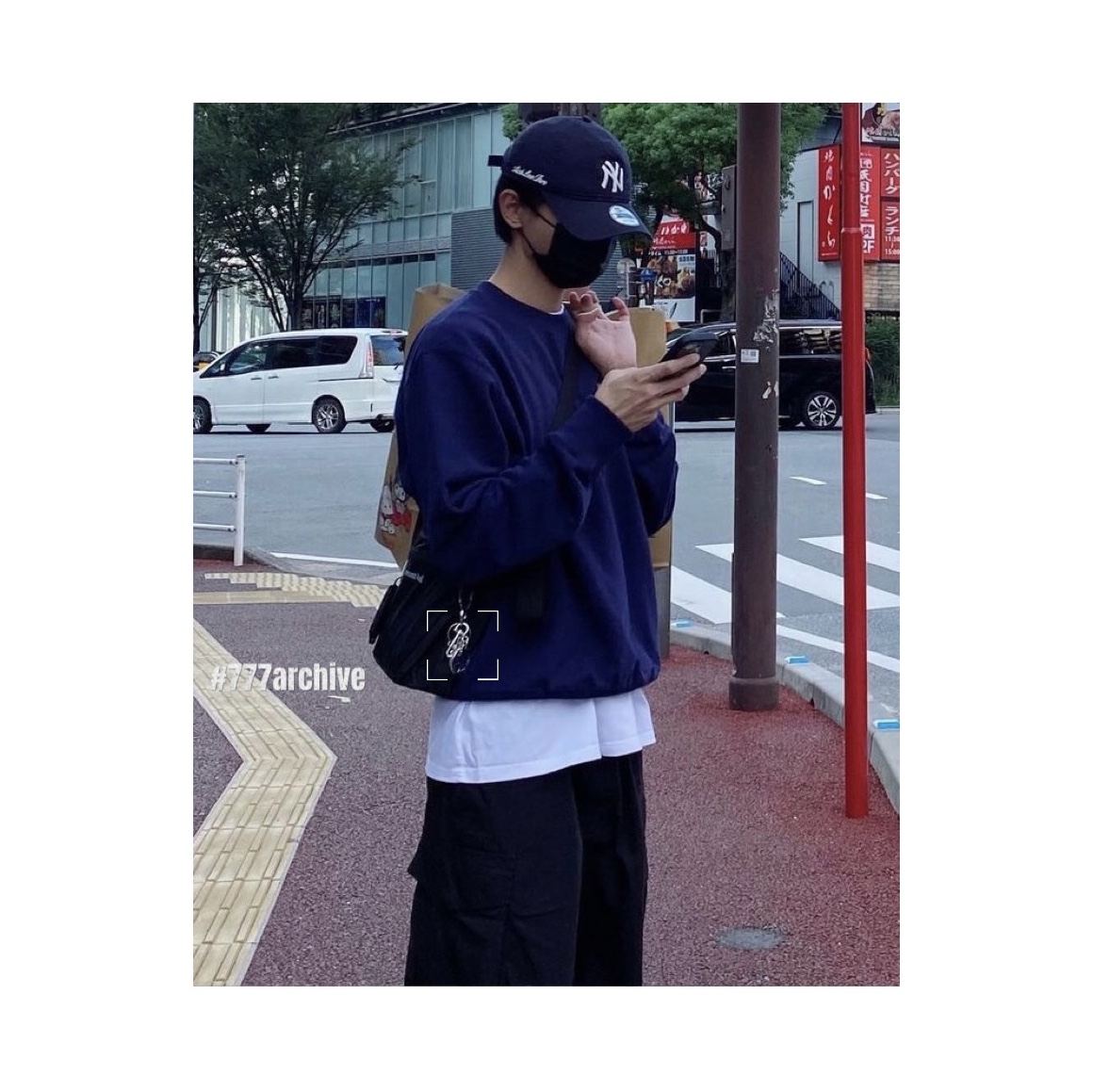 Aime Leon Dore x New Era Chain Stitch Yankees Ballpark Hat Navy, Stussy Surfman Keychain Silver 착용 스타일 - 2