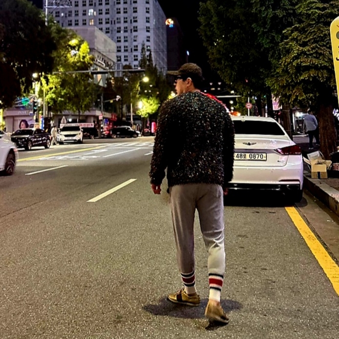 Supreme Sparkle Cardigan Multicolor - 23SS 착용 스타일 - 3