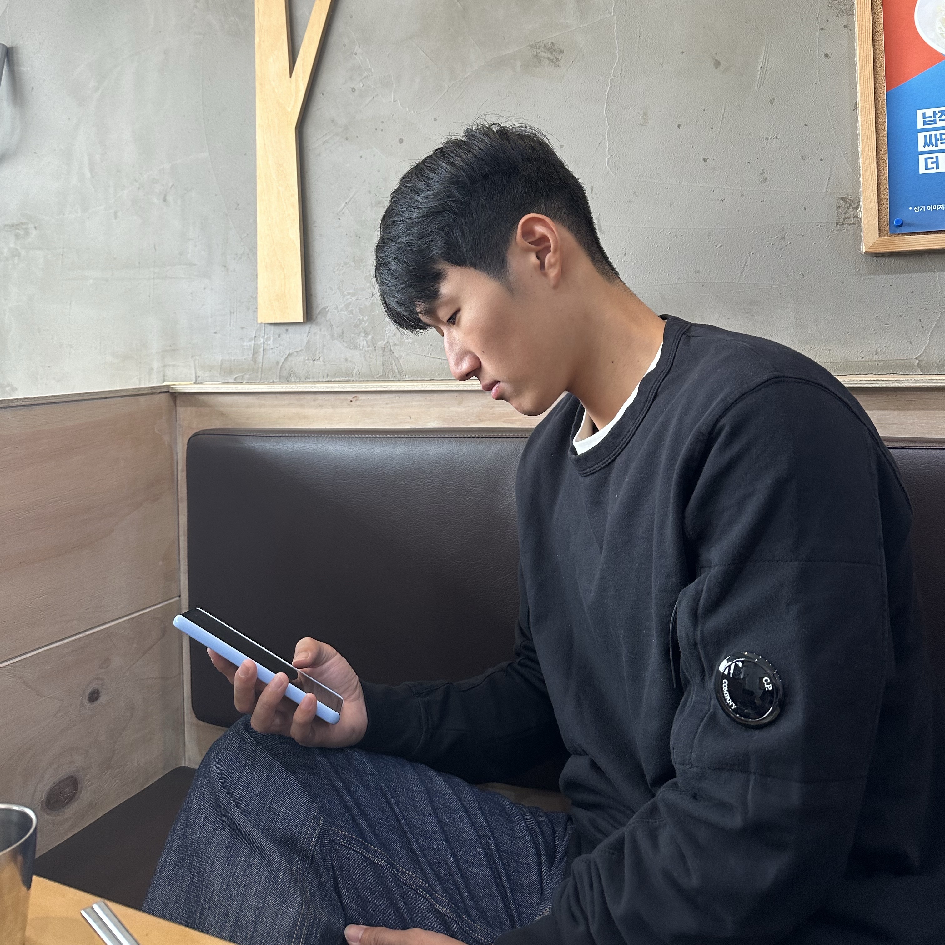 C.P. Company Light Fleece Sweatshirt Black - 23SS 착용 스타일
