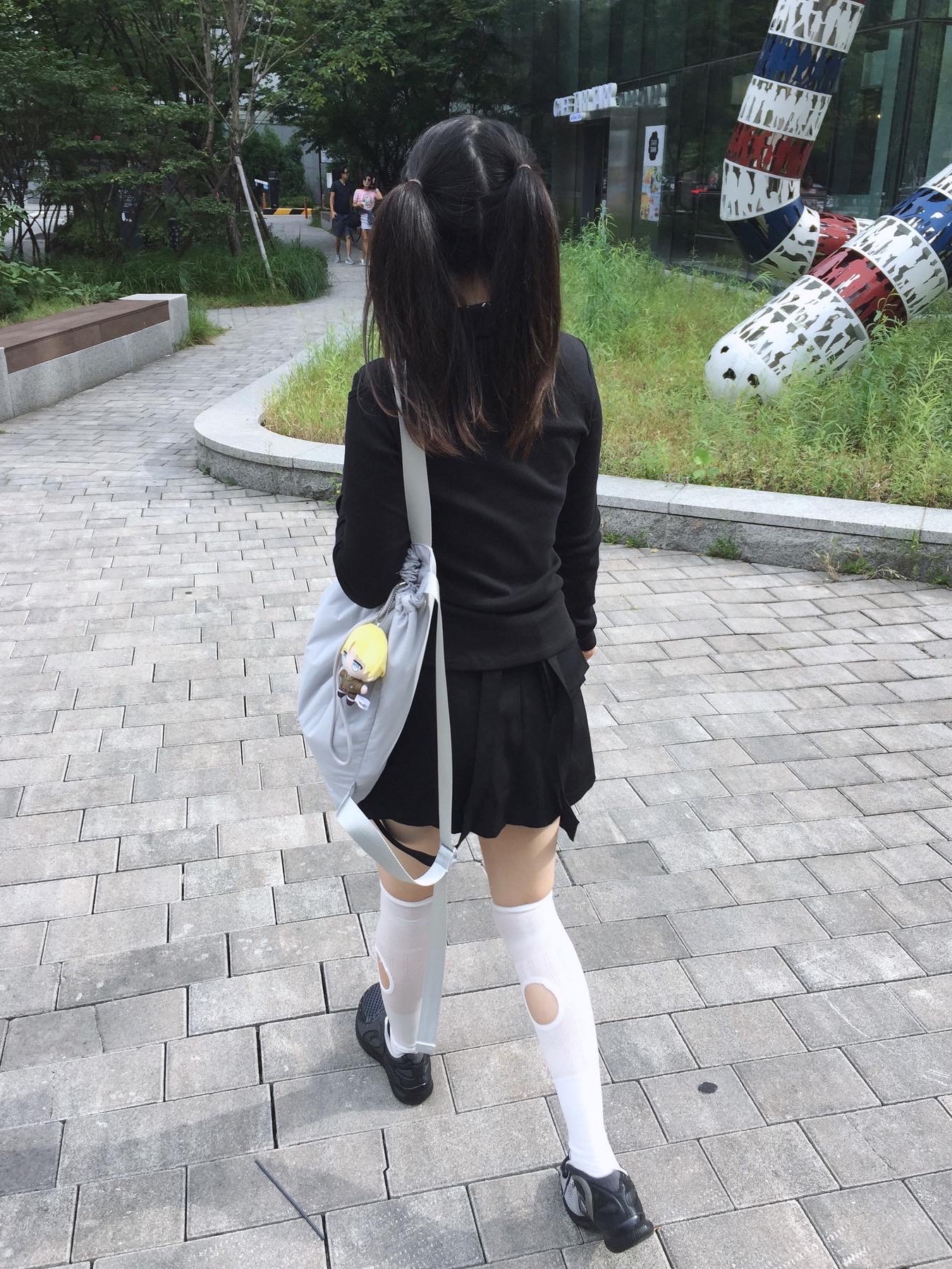 Asics x Kiko Kostadinov Gel Sokat Infinity Dark Grey 착용 스타일 - 1