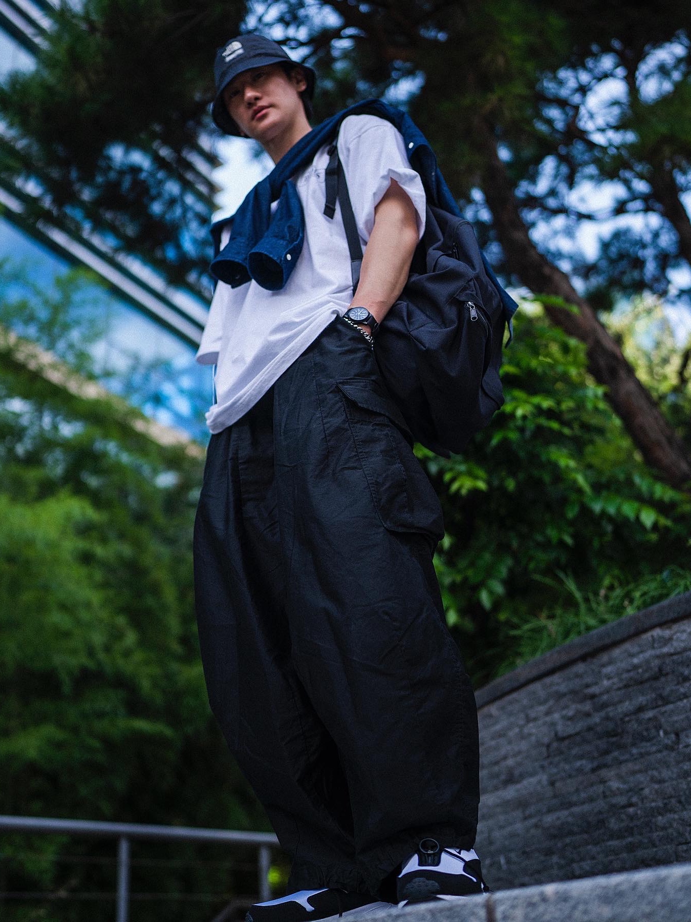 Supreme x The North Face Snakeskin Packable Reversible Crusher Black - 18SS, Nike x Comme des Garcons Homme Plus Air Max Sunder SP White Black 착용 스타일 - 4
