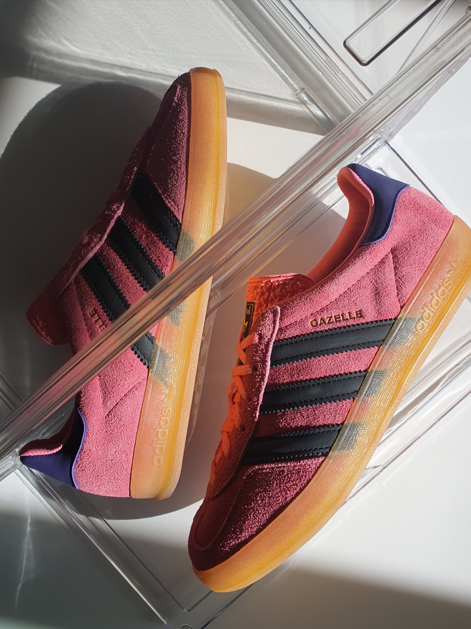 (W) Adidas Gazelle Indoor Bliss Pink 착용 스타일