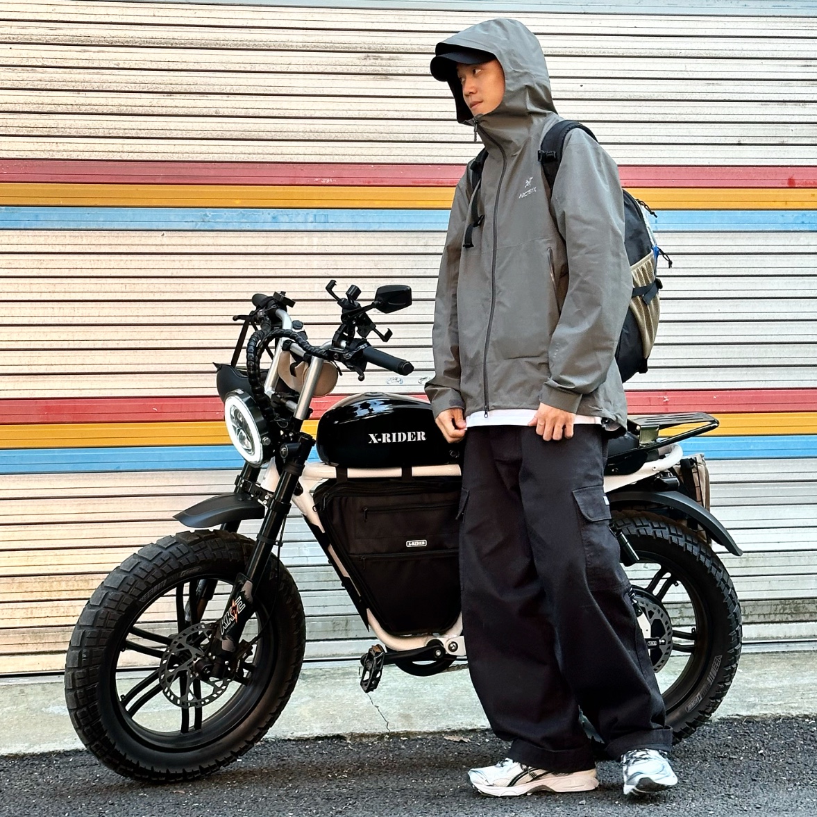 Arc'teryx x Beams Zeta SL Jacket Grey, Asics x Kith Gel-Kayano 14 Cream Scarab 착용 스타일 - 1