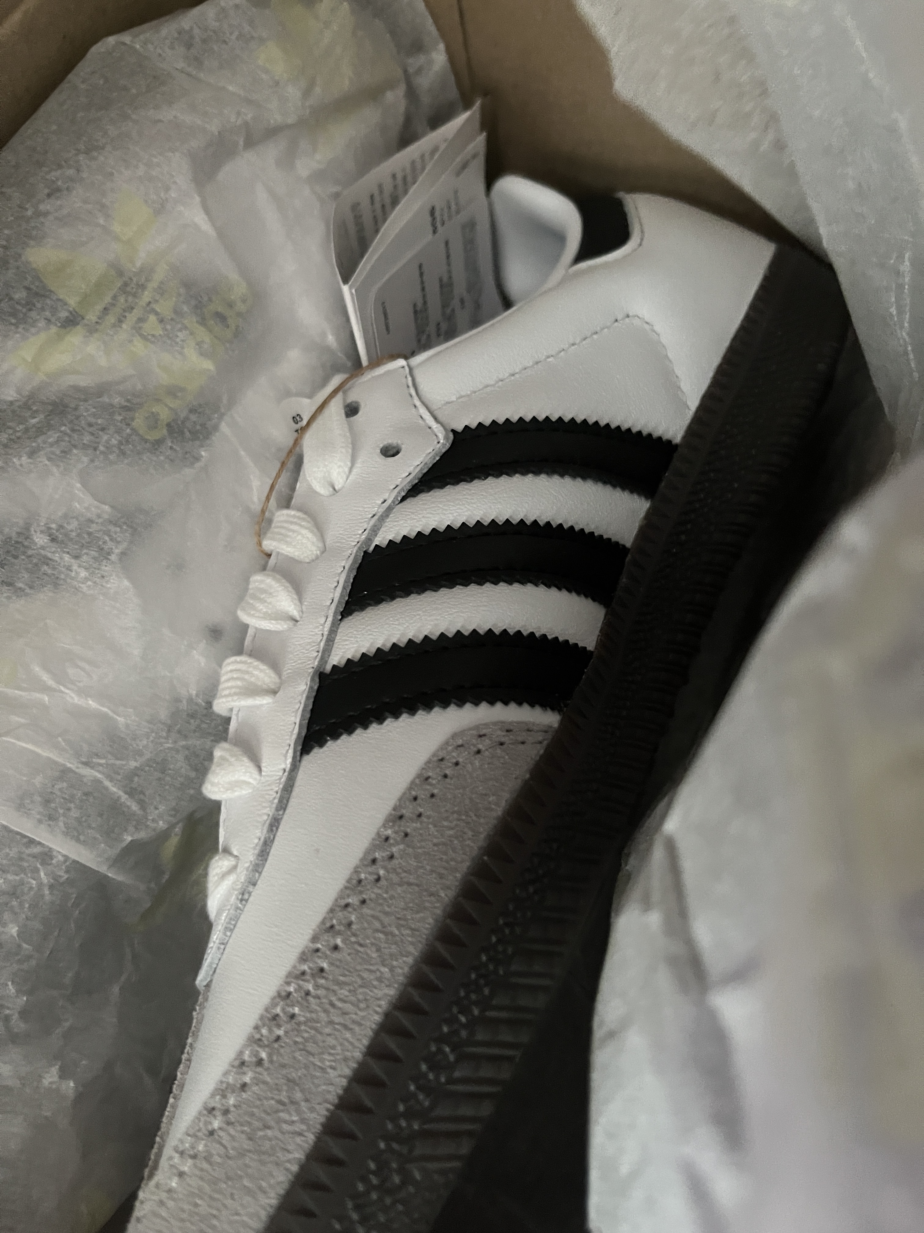 Adidas Samba OG Cloud White 착용 스타일