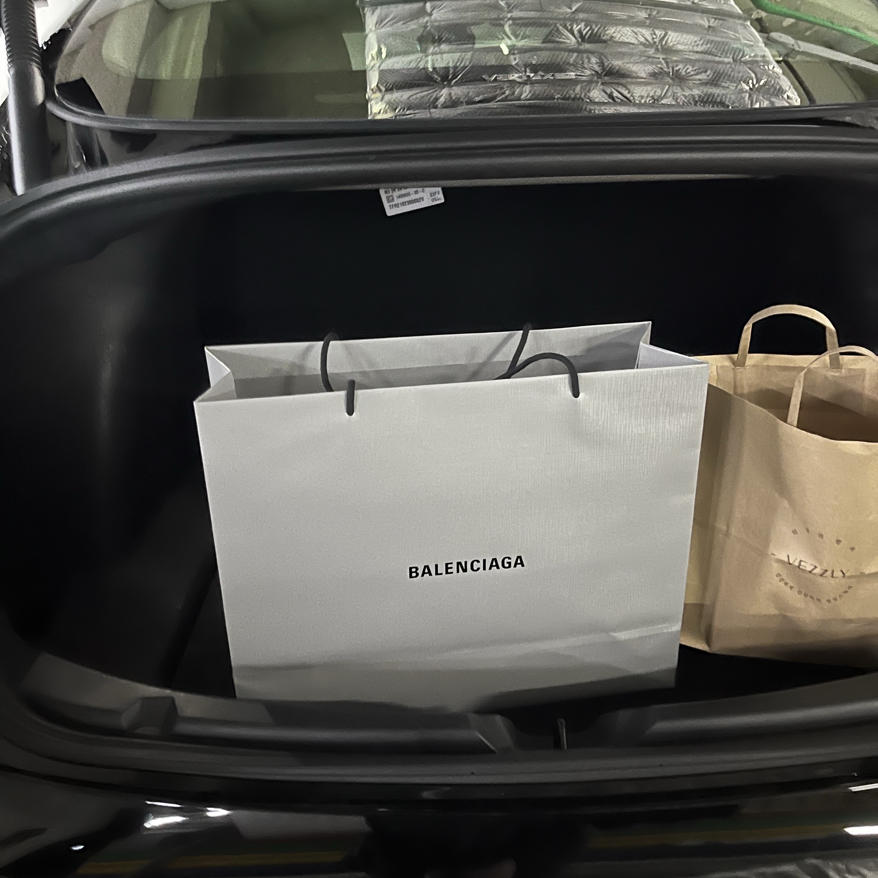 Balenciaga 3XL Sneakers Light Beige 착용 스타일 - 2