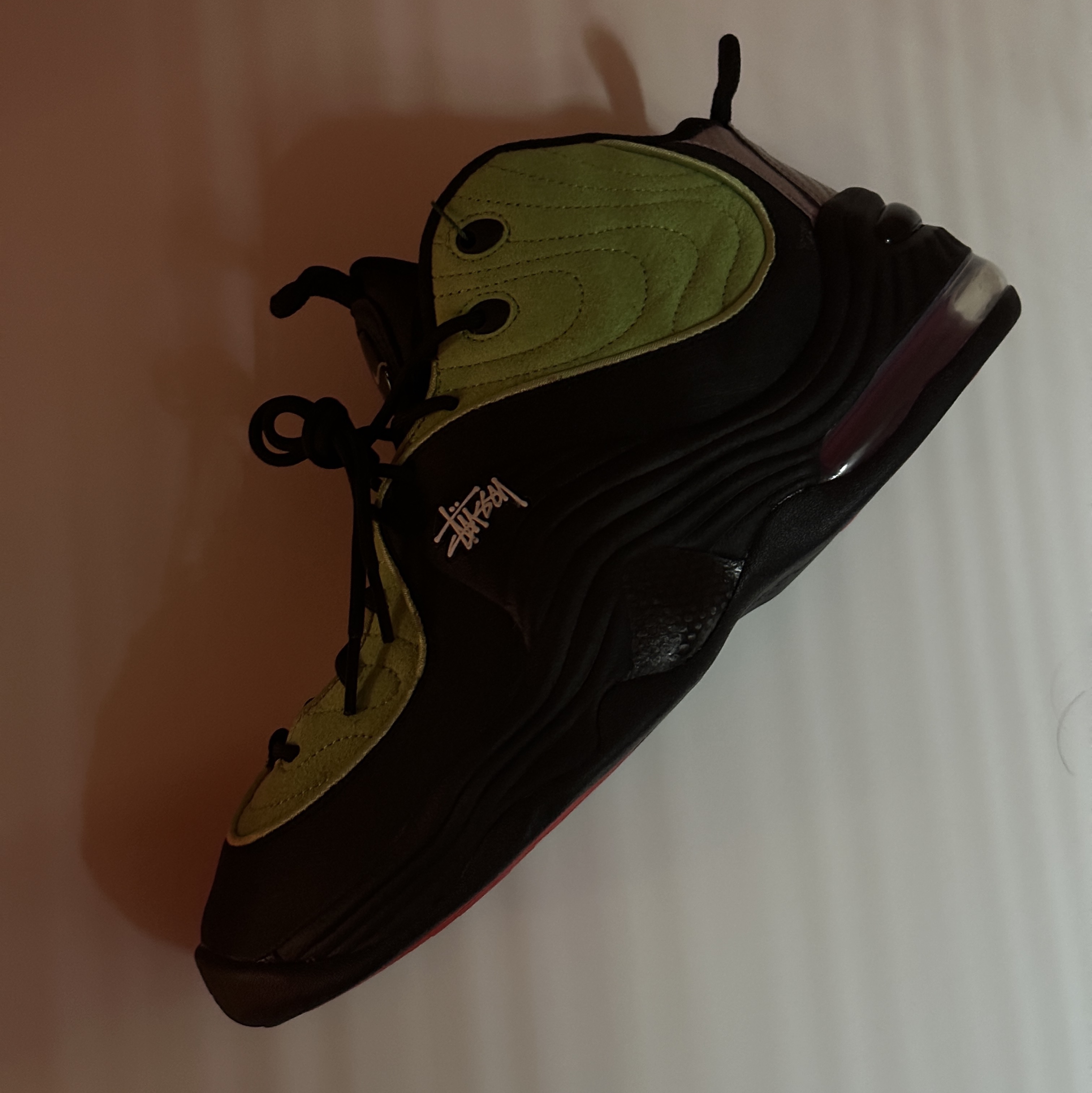 Nike x Stussy Air Penny II Vivid Green and Black 착용 스타일 - 1