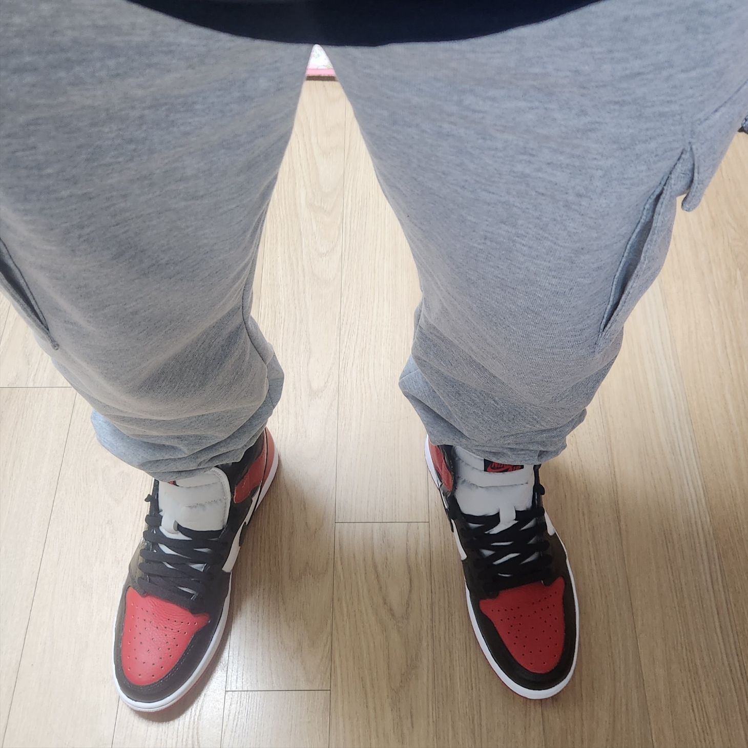 Jordan 1 Retro High OG Heritage 착용 스타일 - 1