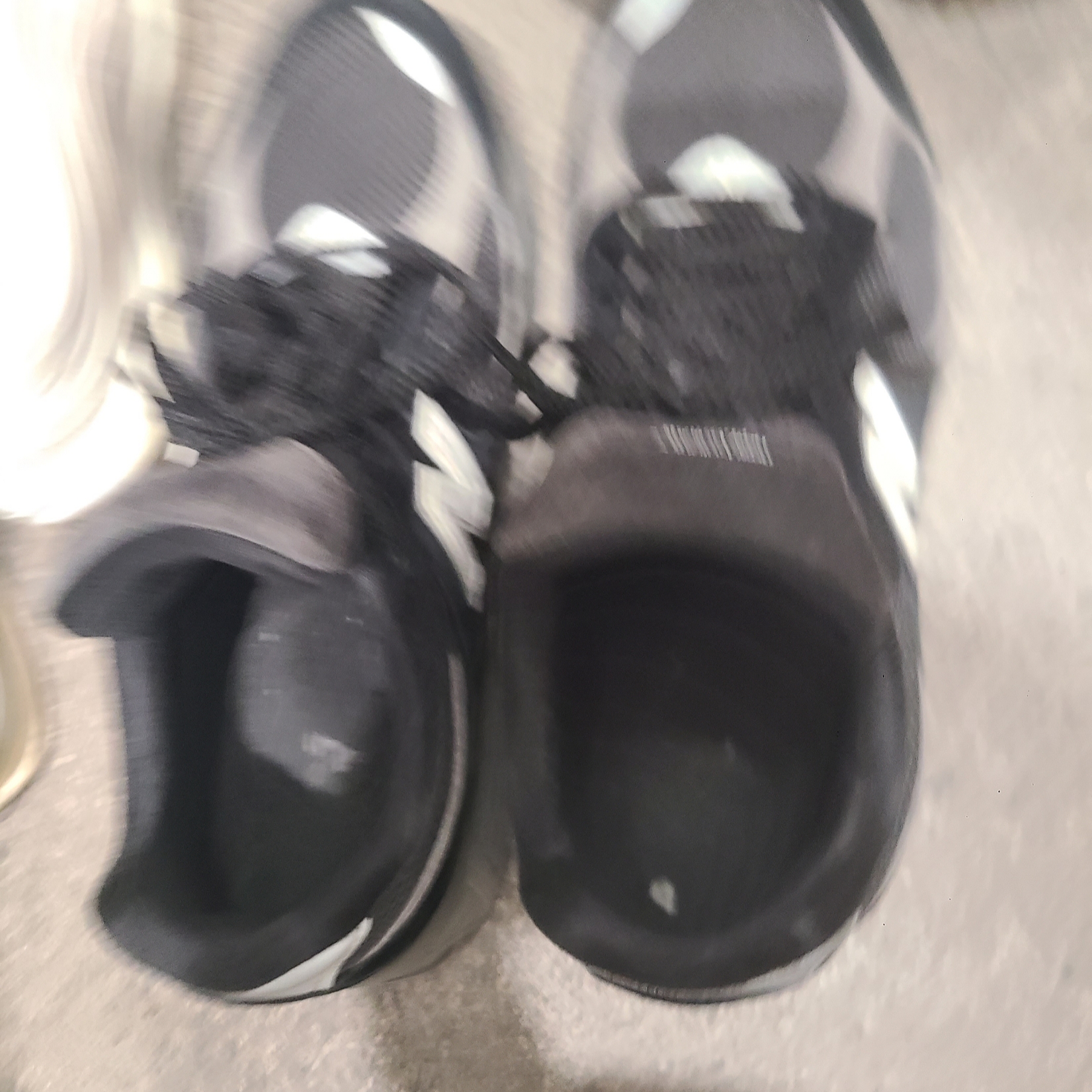 New Balance 2002R Black Dark Grey - JD Sports Exclusive 착용 스타일