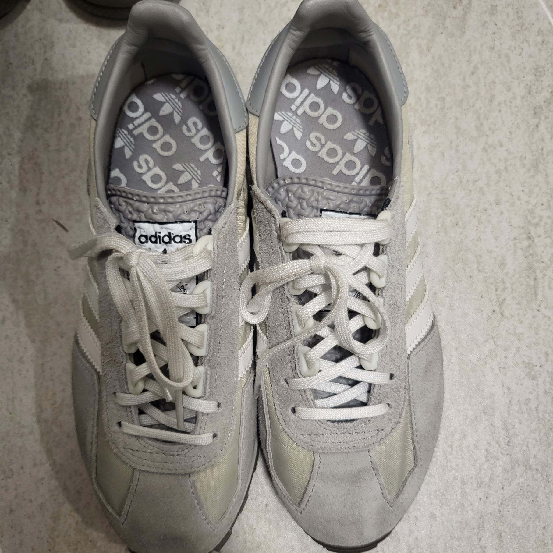 Adidas Retropy E5 Solid Grey 착용 스타일
