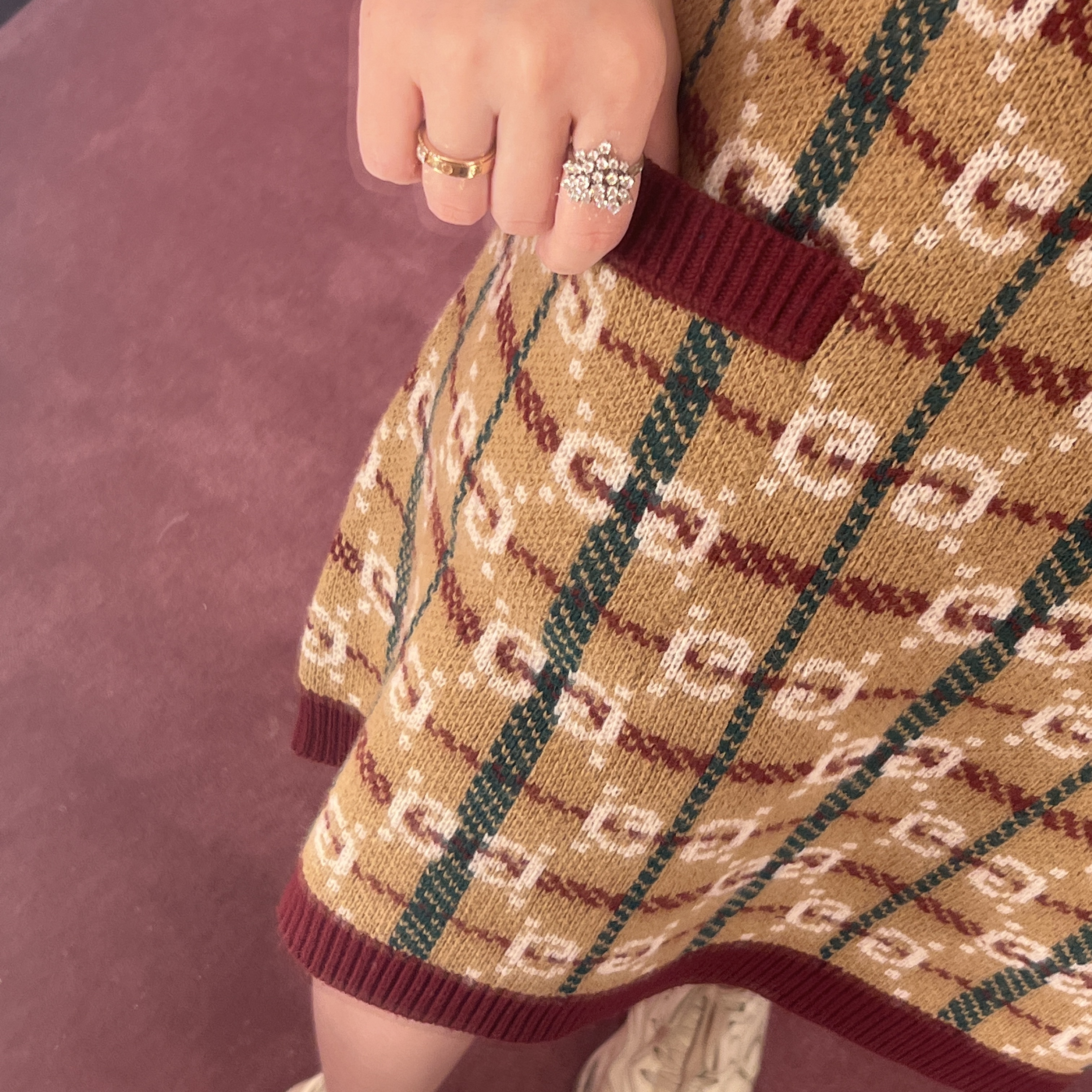 (W) Gucci GG Check Wool Dress Camel Magenta 착용 스타일
