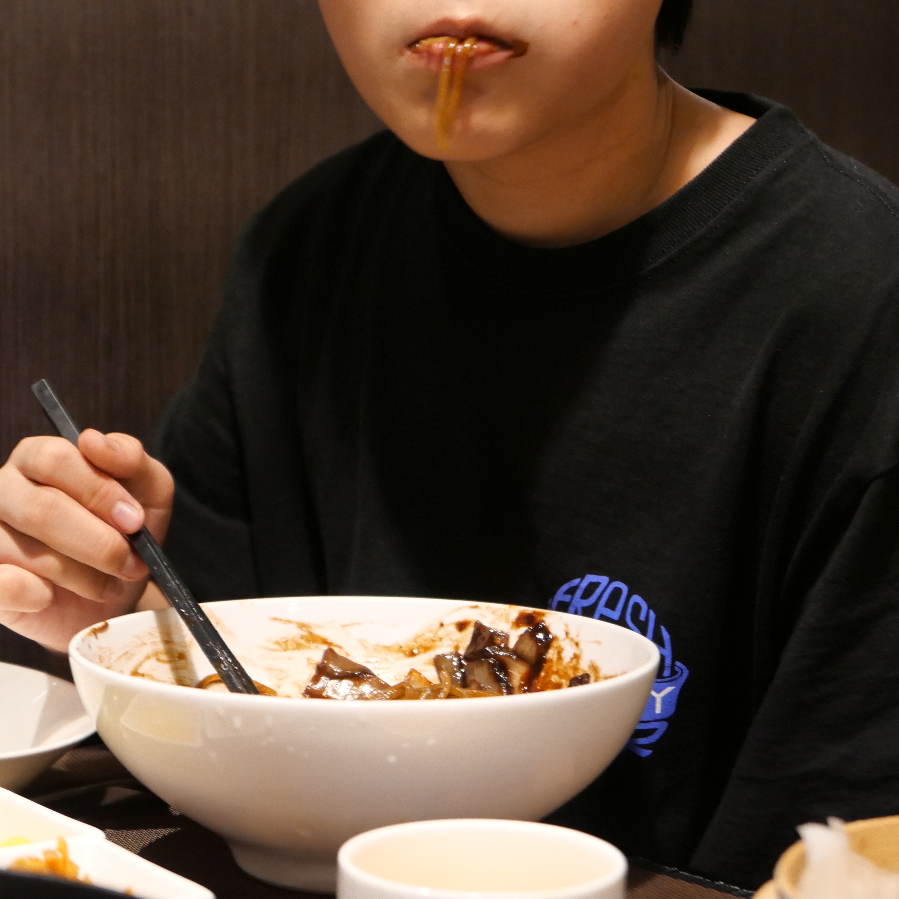 Stussy Fresh Gear T-Shirt Black 착용 스타일 - 2