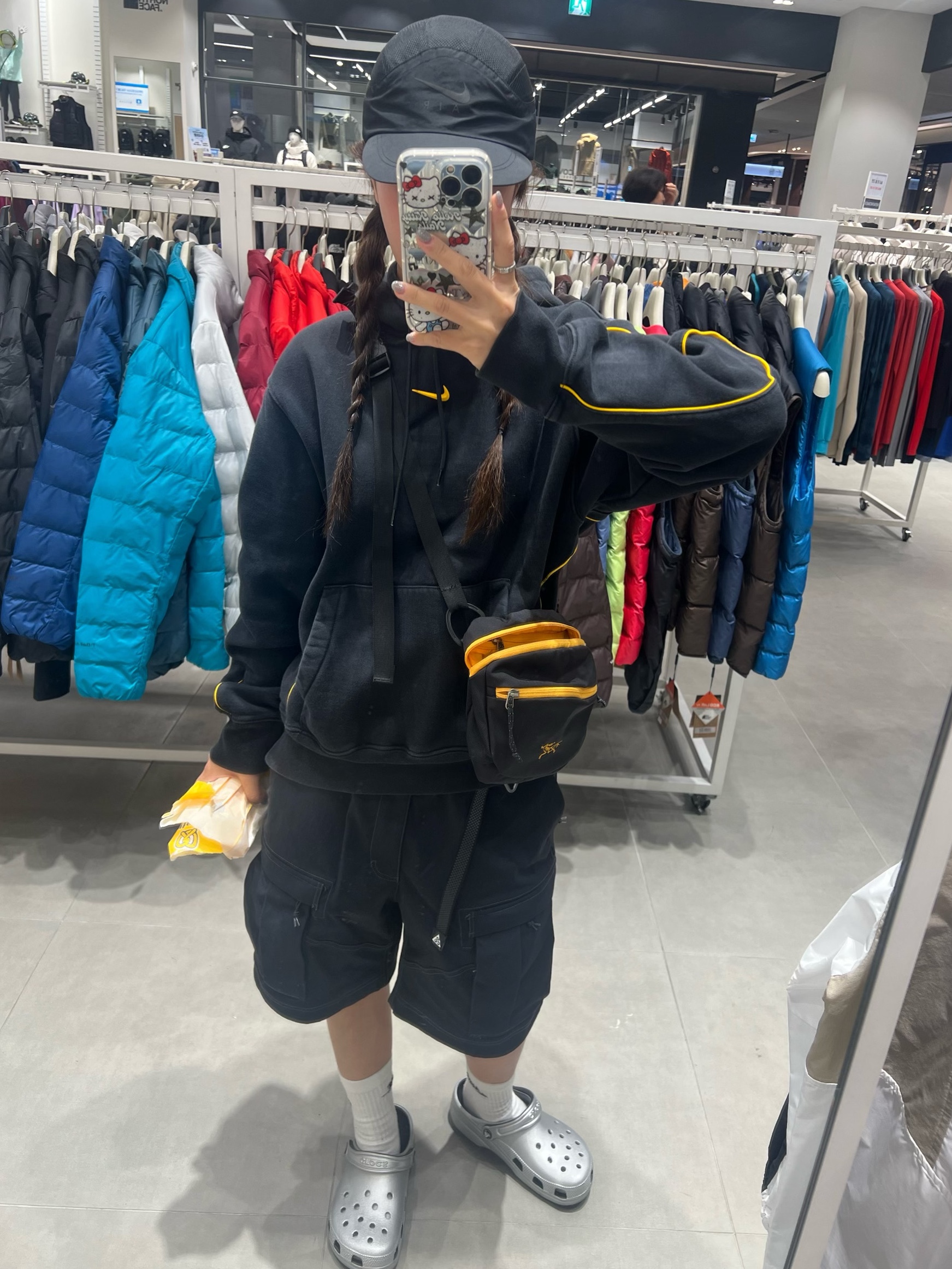 Nike x Drake Nocta Essential Hoodie Black - US/EU, Nike x Drake Nocta Essential Hoodie Black - Asia 착용 스타일
