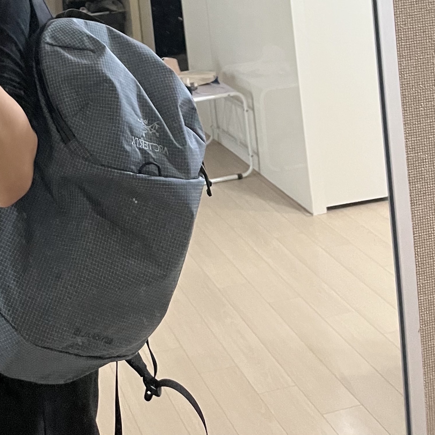Arc'teryx Konseal 15 Backpack Neptune 착용 스타일