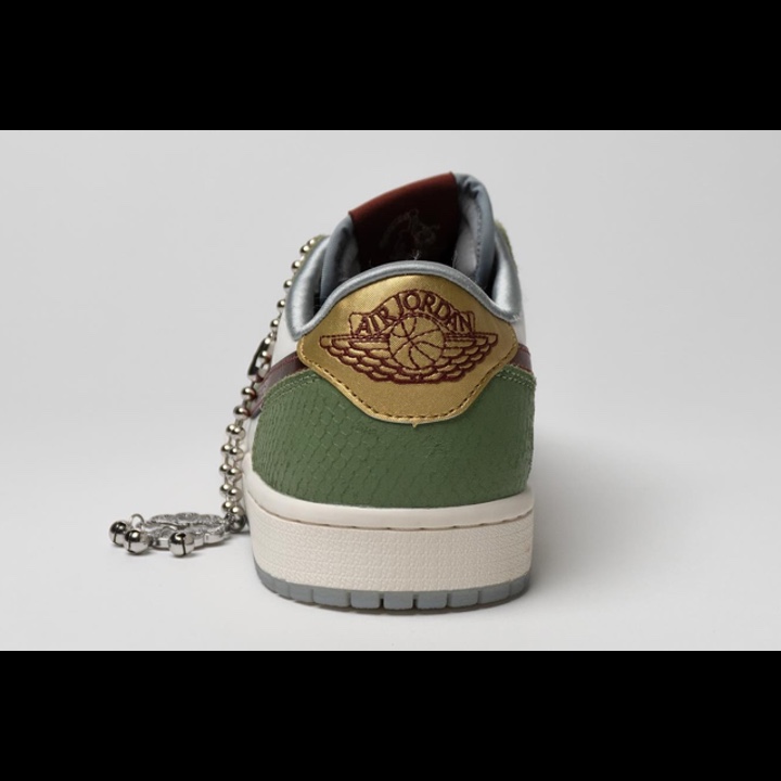 Jordan 1 Retro Low OG Chinese New Year 착용 스타일 - 5