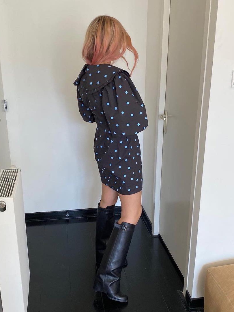 Balenciaga Santiago Over The Knee Boot Black, (W) Bohemian Seoul Cargo Long Boots Black 착용 스타일 - 4