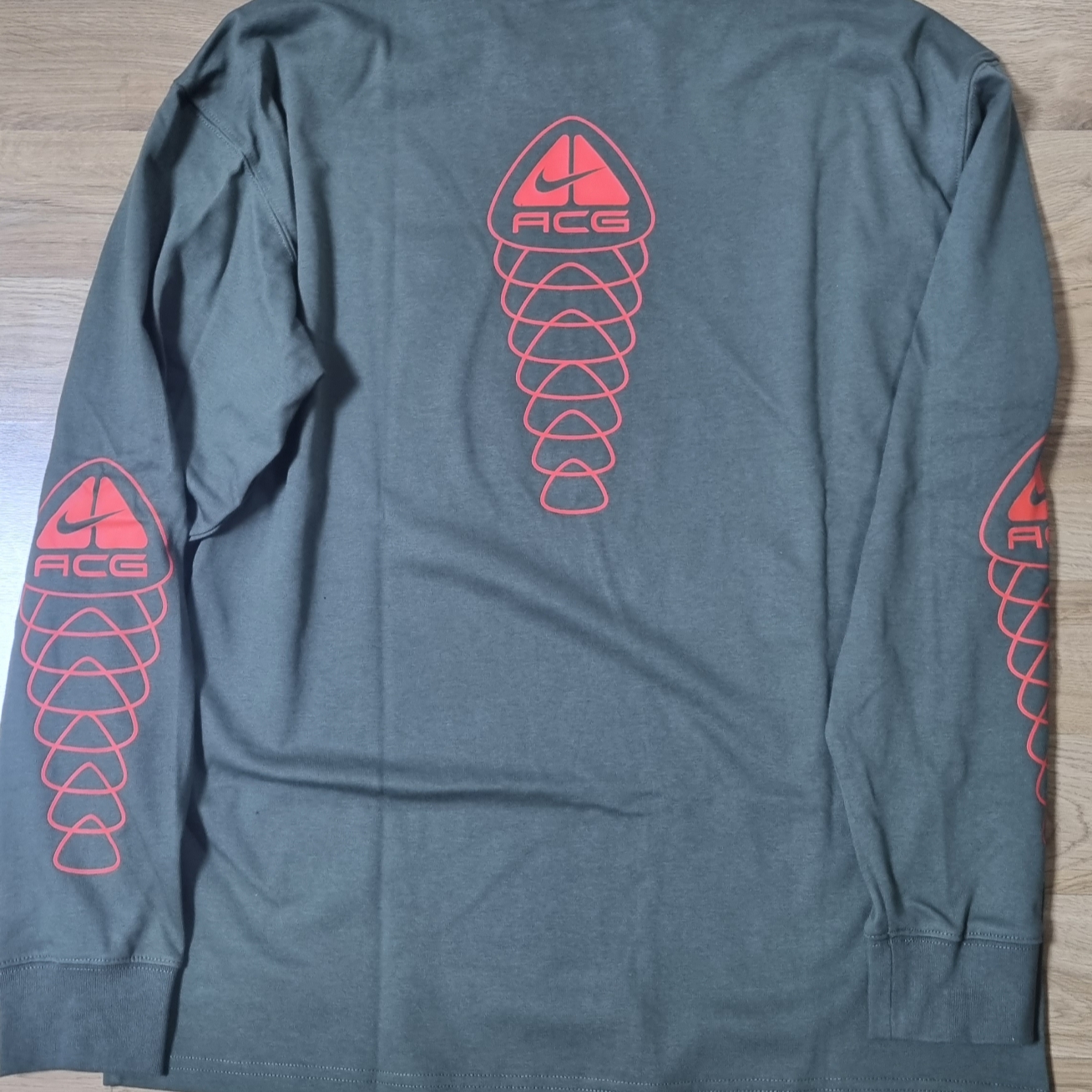 Nike NRG ACG Seasonal Lungs Long Sleeve T-Shirt Cargo Khaki - US/EU 착용 스타일 - 1