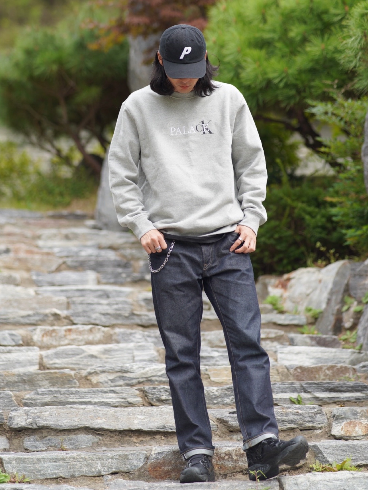 Palace P 6-Panel Black - 23SS, Our Legacy Ladon Brass Keychain Matte Nickel 착용 스타일 - 2