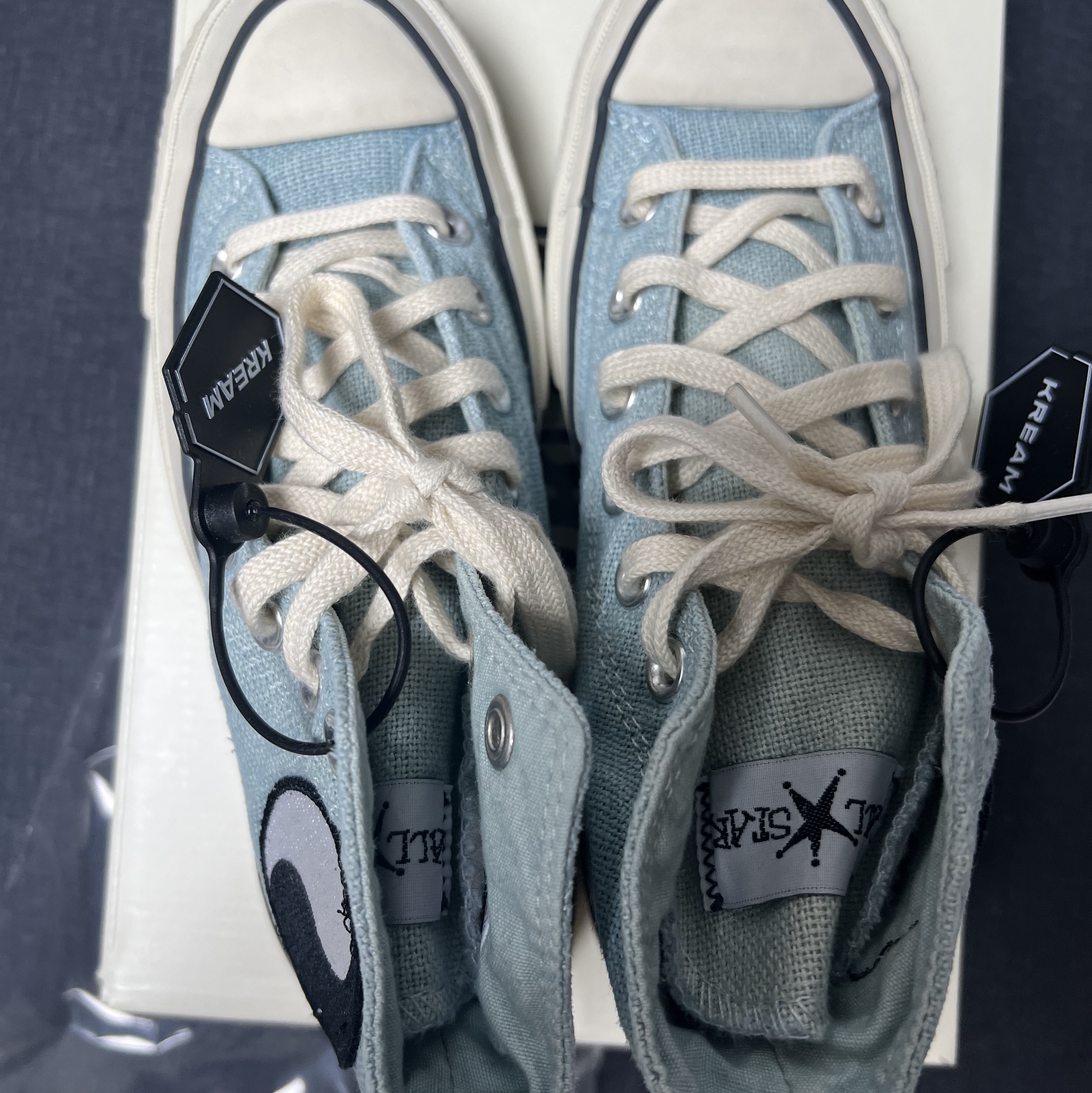 Converse x Stussy x Our Legacy Work Shop Chuck 70 High Pool Blue 착용 스타일 - 1