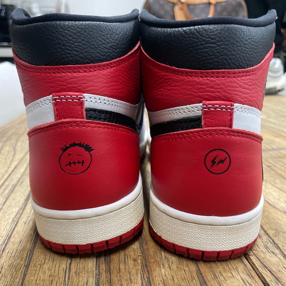 Jordan 1 Retro High OG Heritage 착용 스타일 - 5