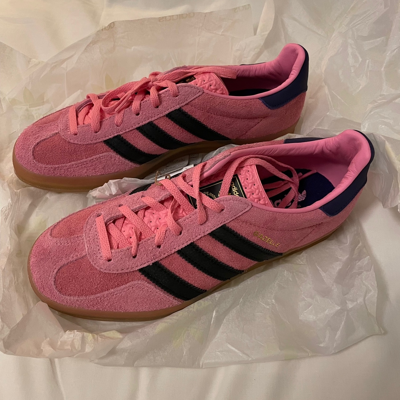 (W) Adidas Gazelle Indoor Bliss Pink 착용 스타일