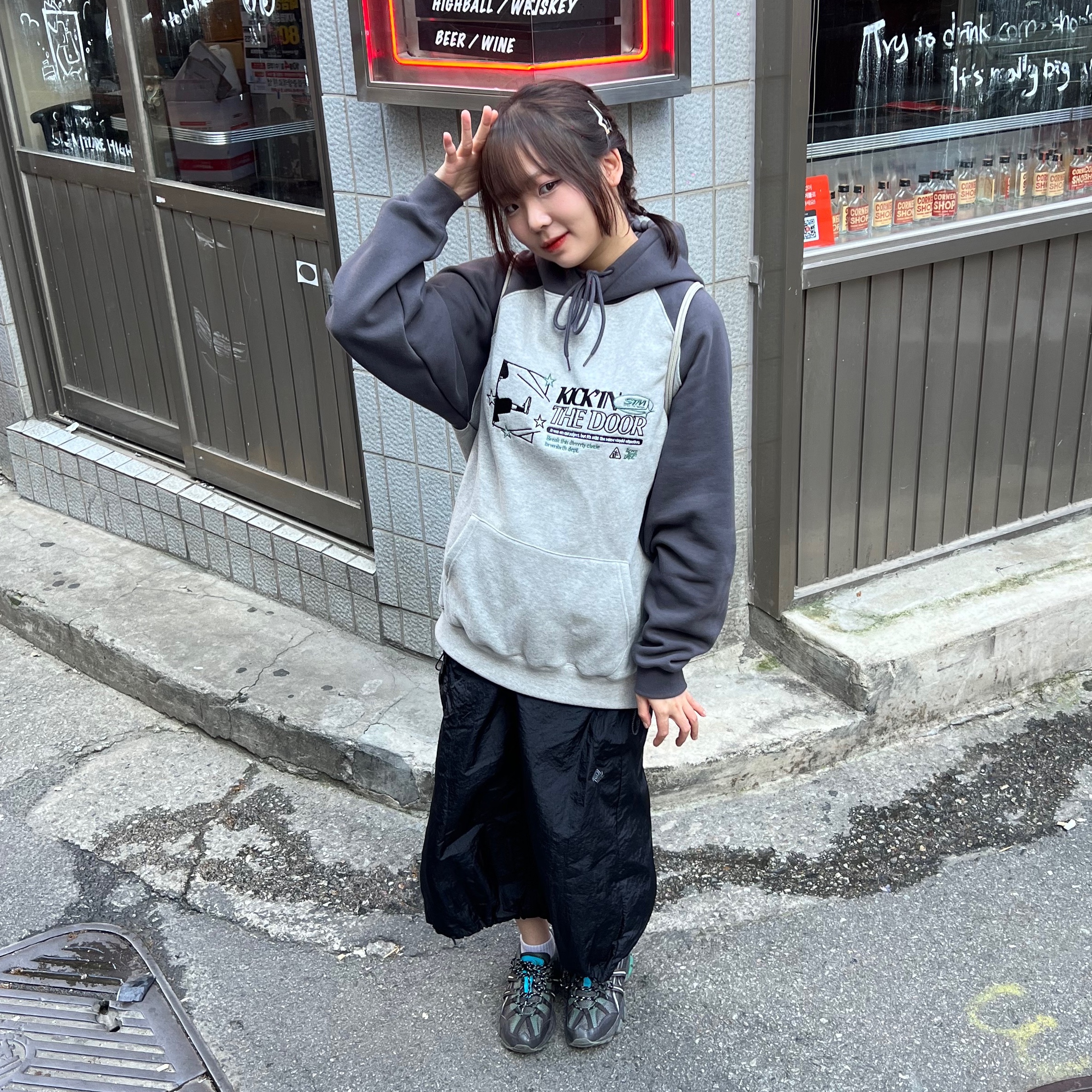(W) Asics x Matin Kim Gel-Sonoma 15-50 Black Pure Silver 착용 스타일 - 5