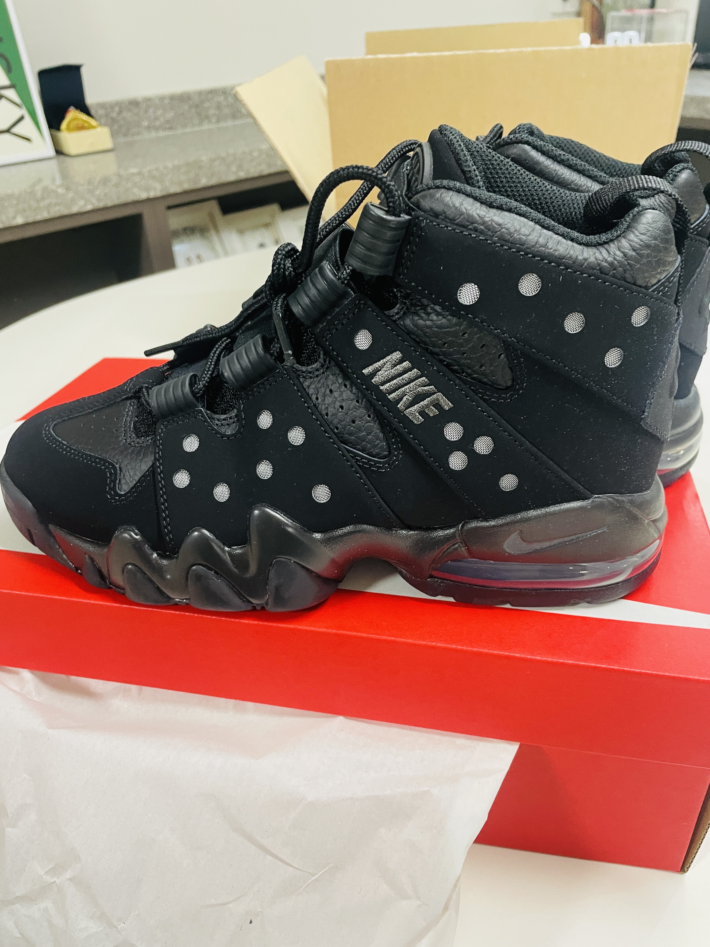 Nike Air Max 2 CB 94 Black 2023, Nike Air Max 2 CB 94 Black and Pure Purple 착용 스타일 - 1