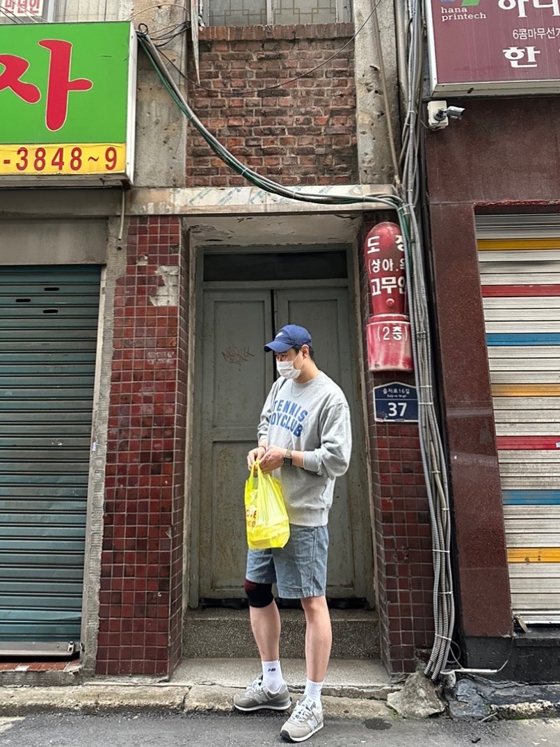 Nike Heritage 86 Futura Washed Cap Navy, New Balance 574 Worn By Anyone Grey - D Standard 착용 스타일